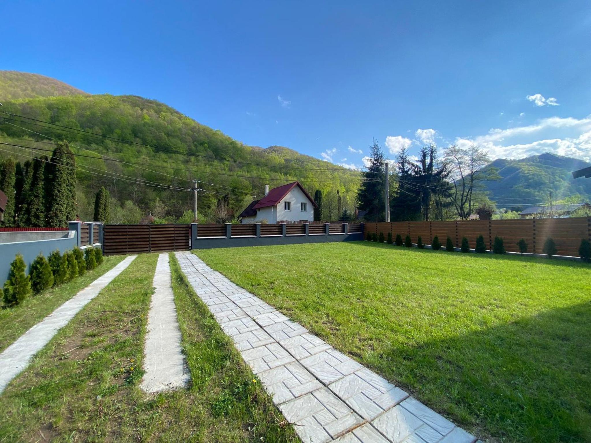 Gura Râstii Holiday Home view 3