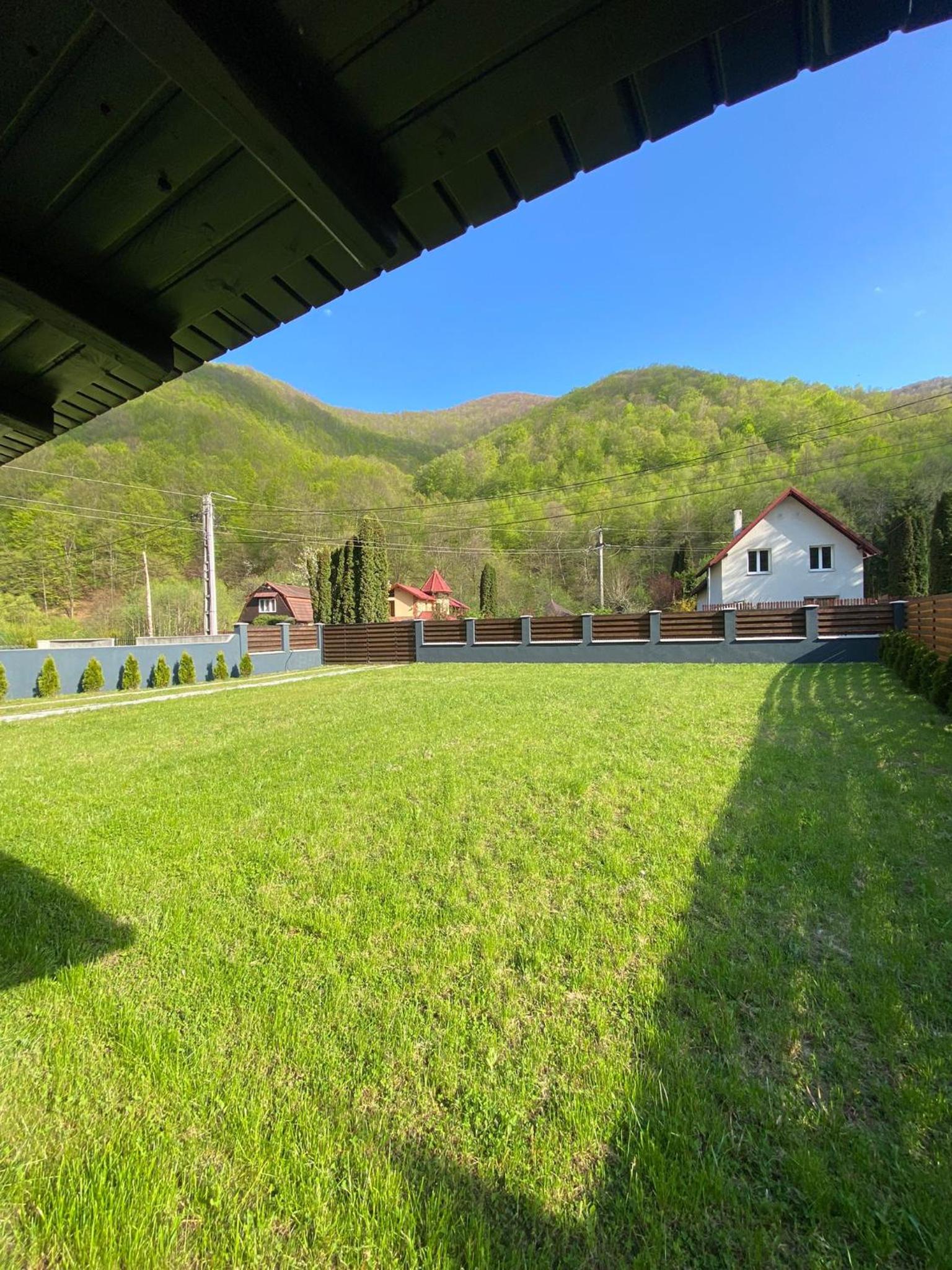 Gura Râstii Holiday Home view 4