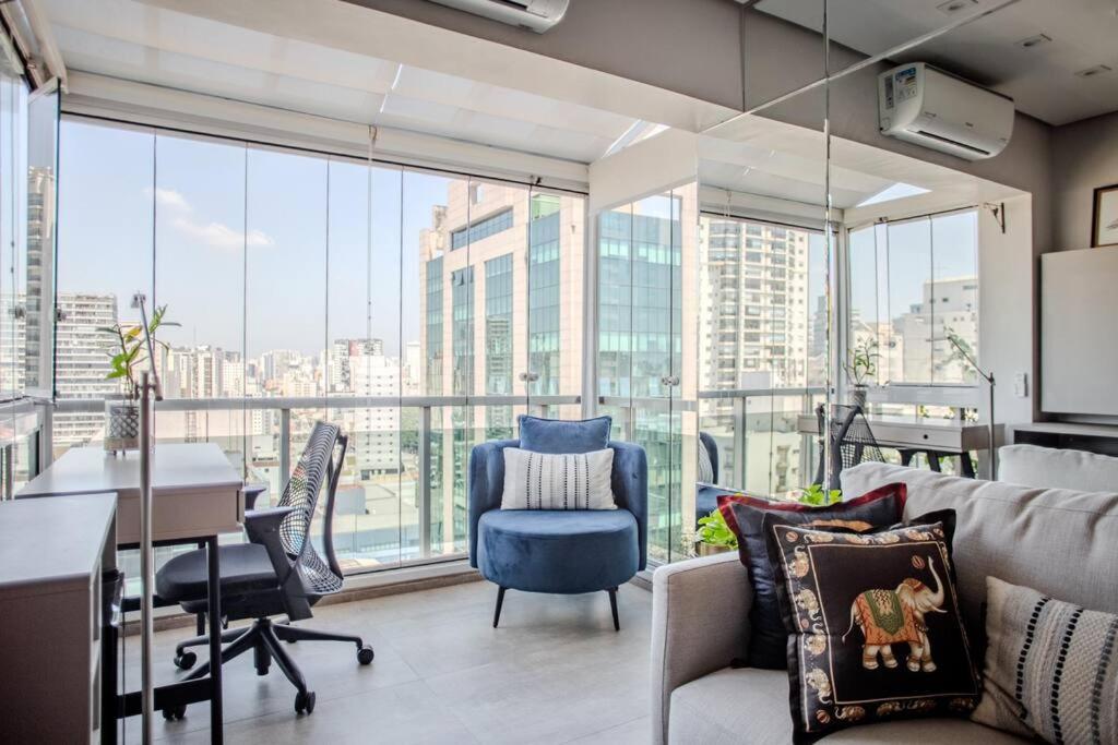 Apartamento com serviços, na melhor região de SP