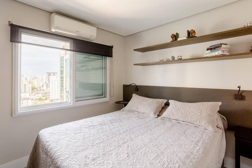 Apartamento com serviços, na melhor região de SP