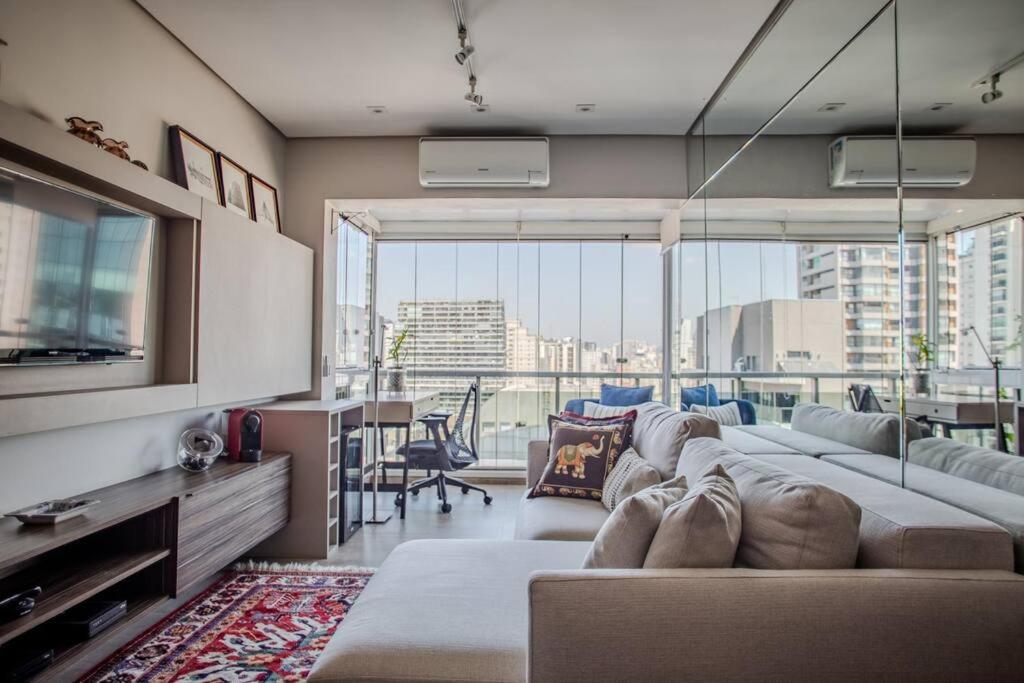 Apartamento com serviços, na melhor região de SP