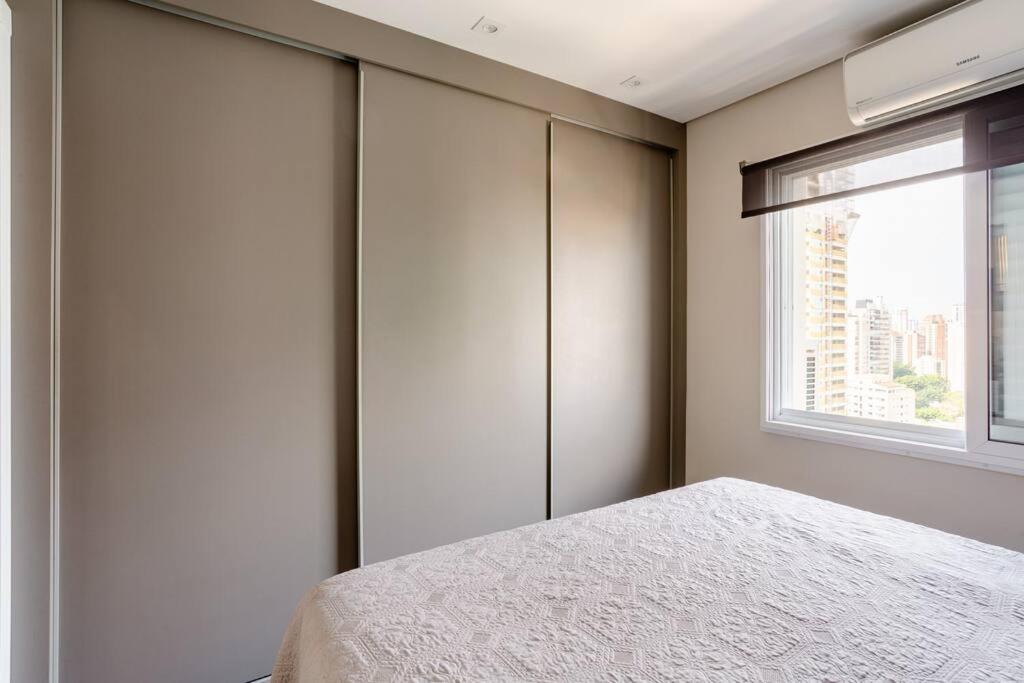 Apartamento com serviços, na melhor região de SP