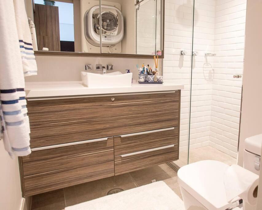 Apartamento com serviços, na melhor região de SP