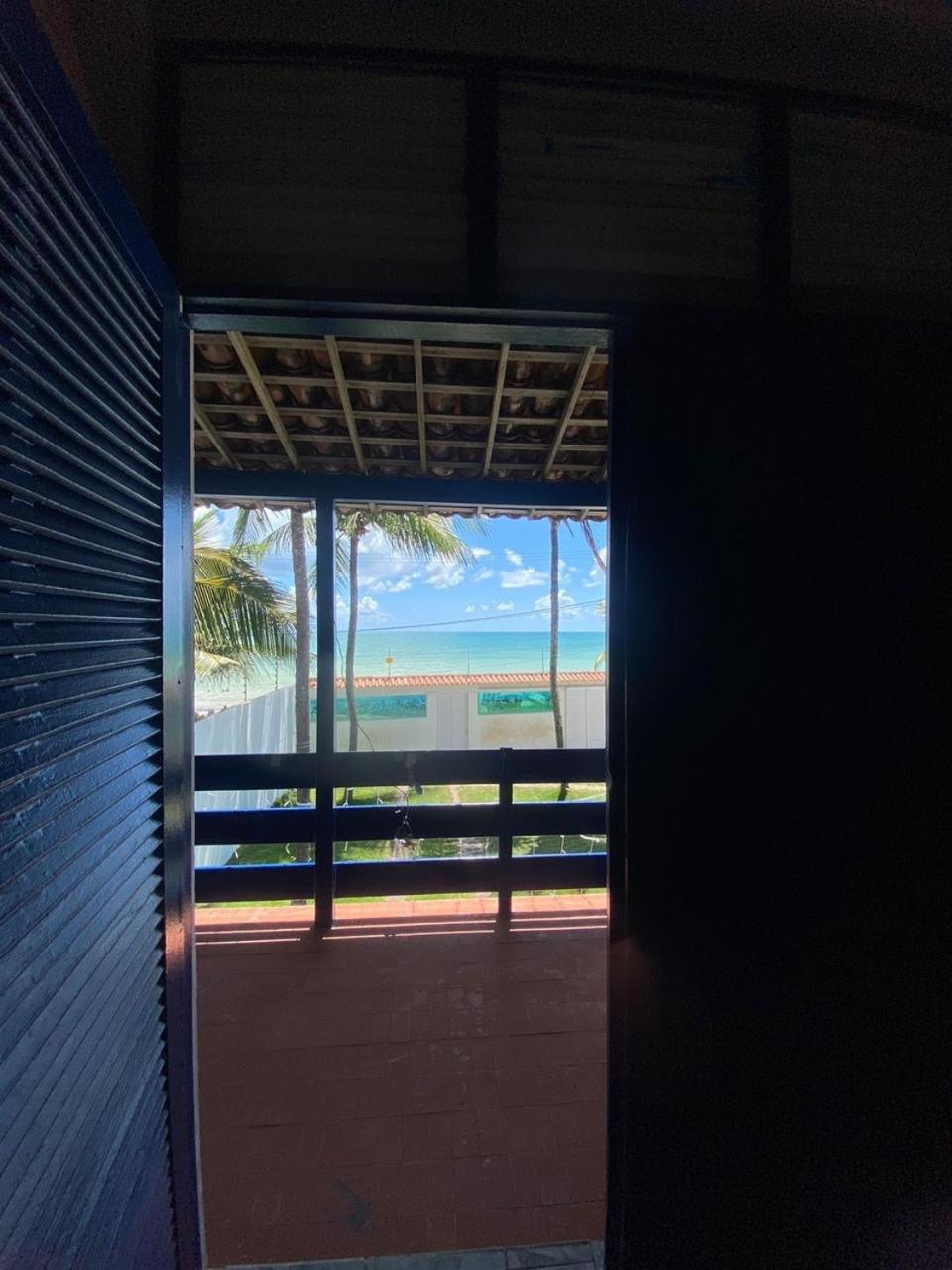 Casa a beira mar em Itamaracá com piscina