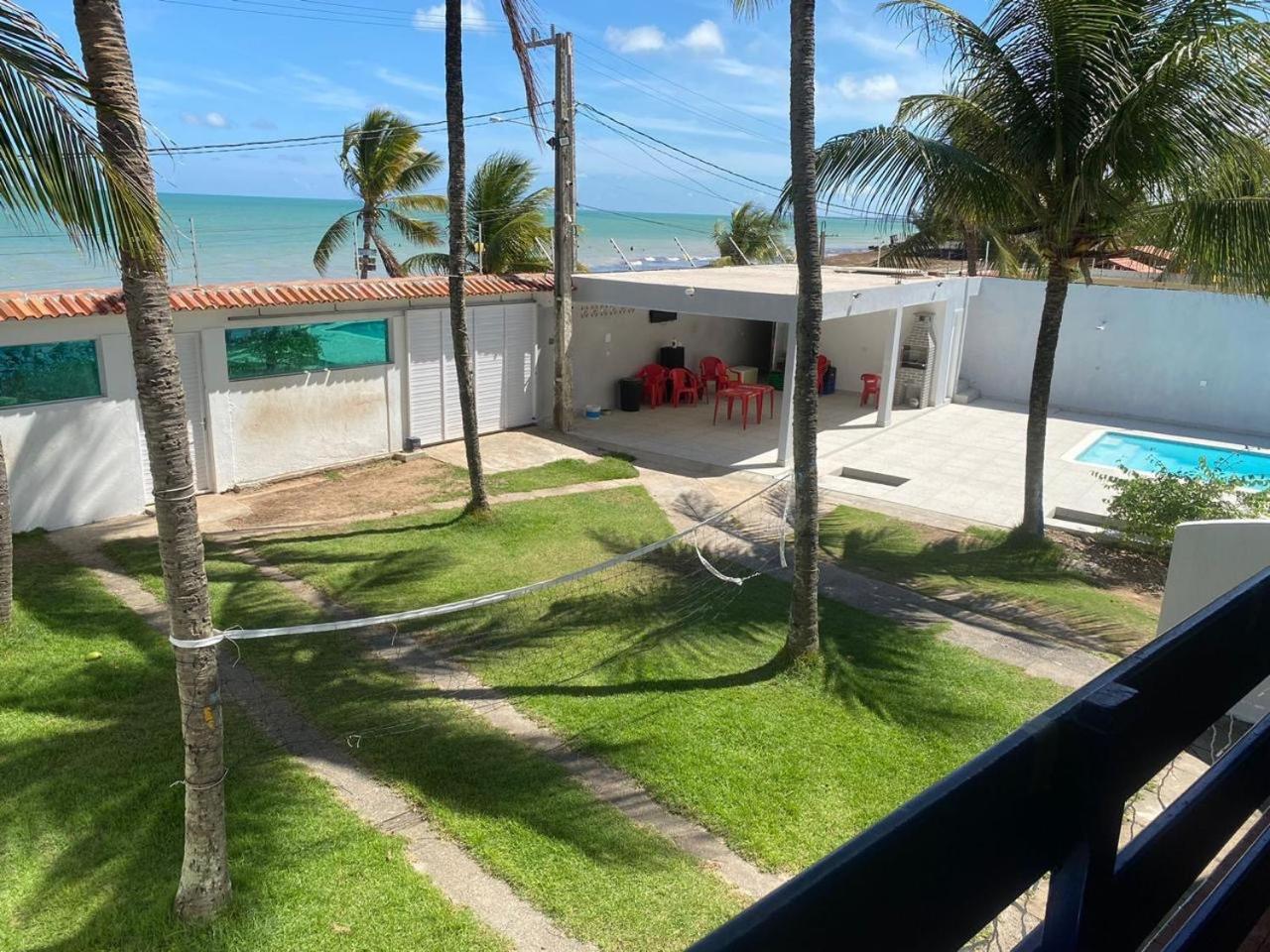 Casa a beira mar em Itamaracá com piscina
