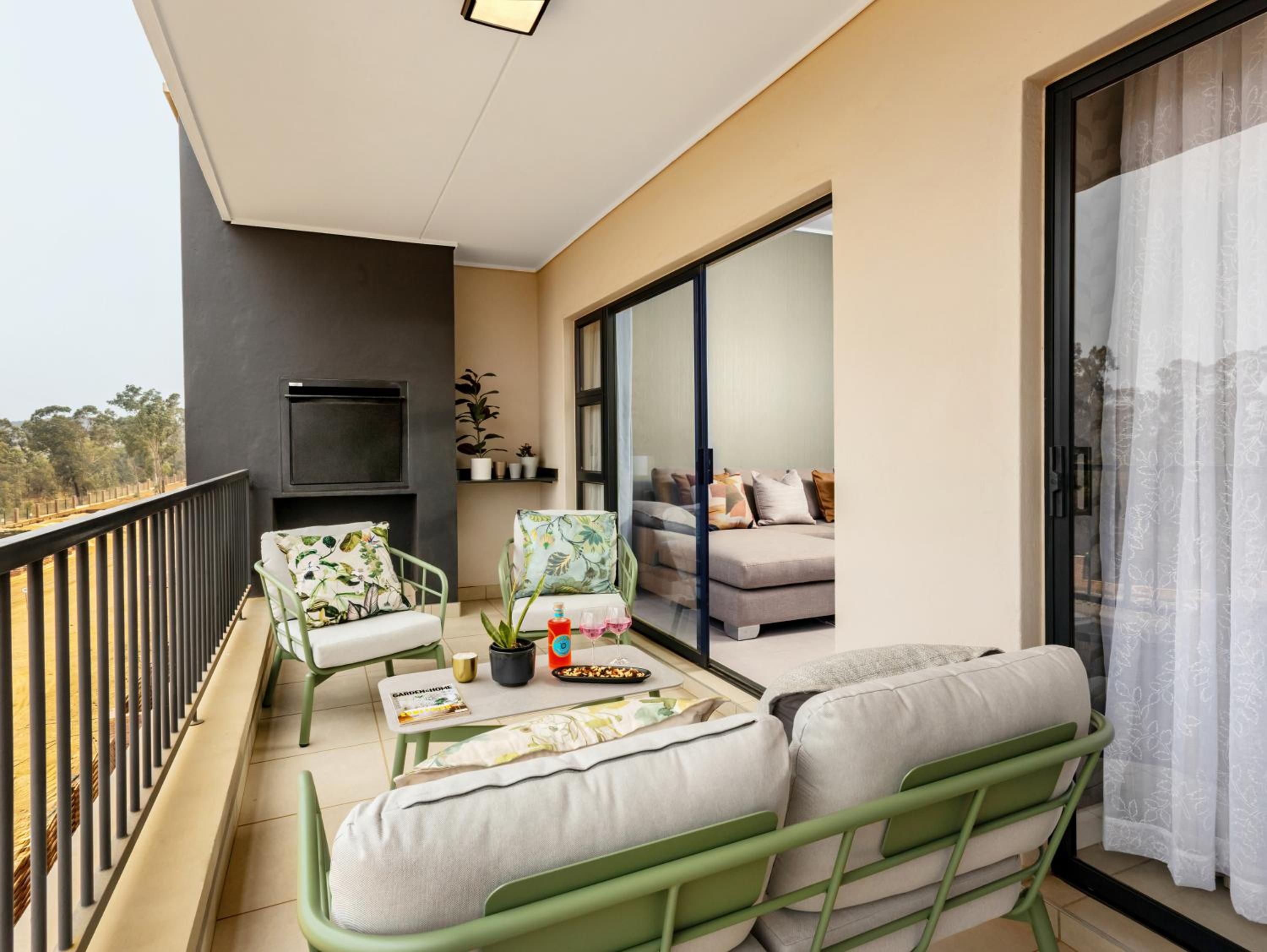 Woman Era-Penthouse apartment