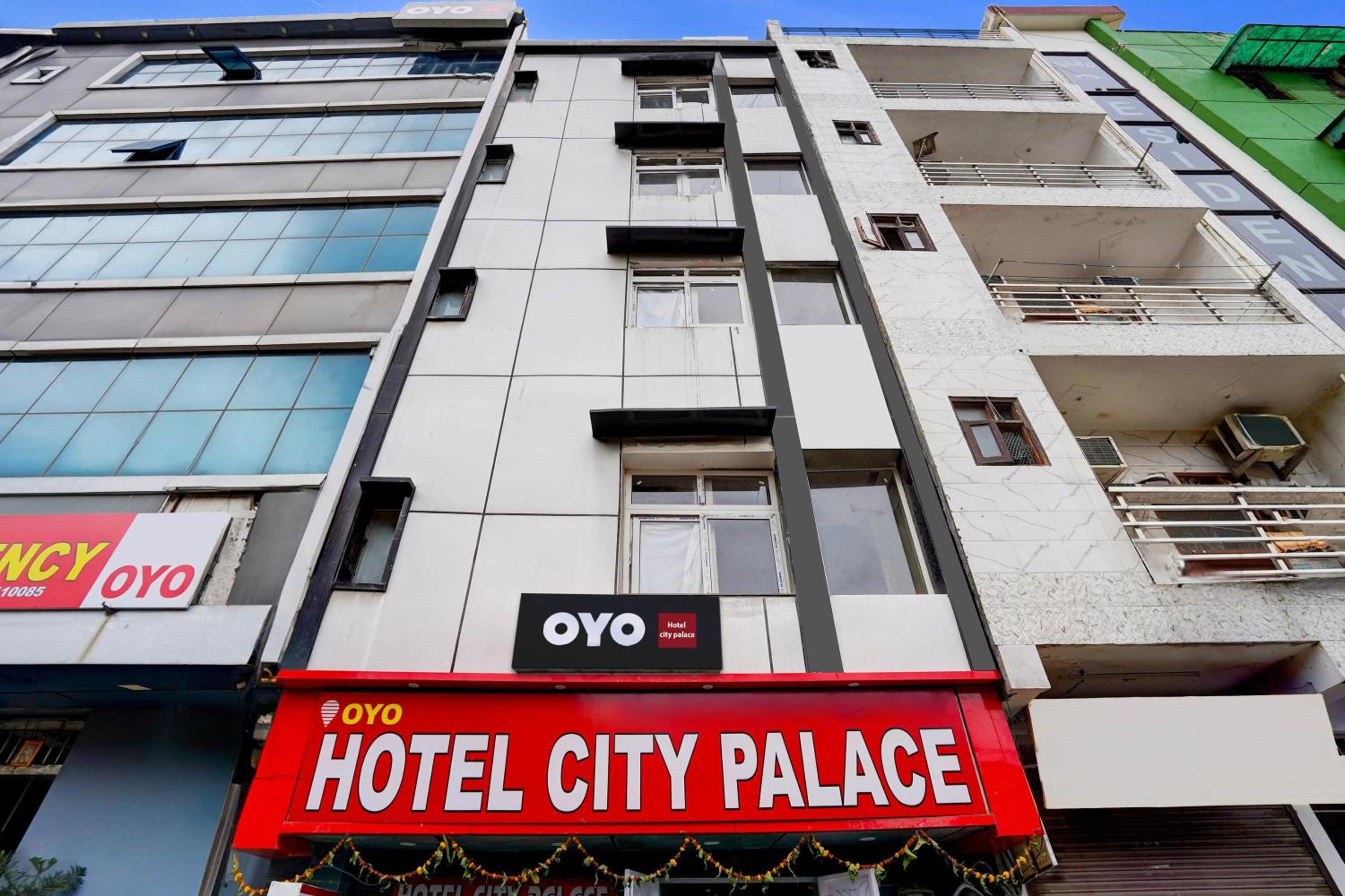 Hotel O City Palace