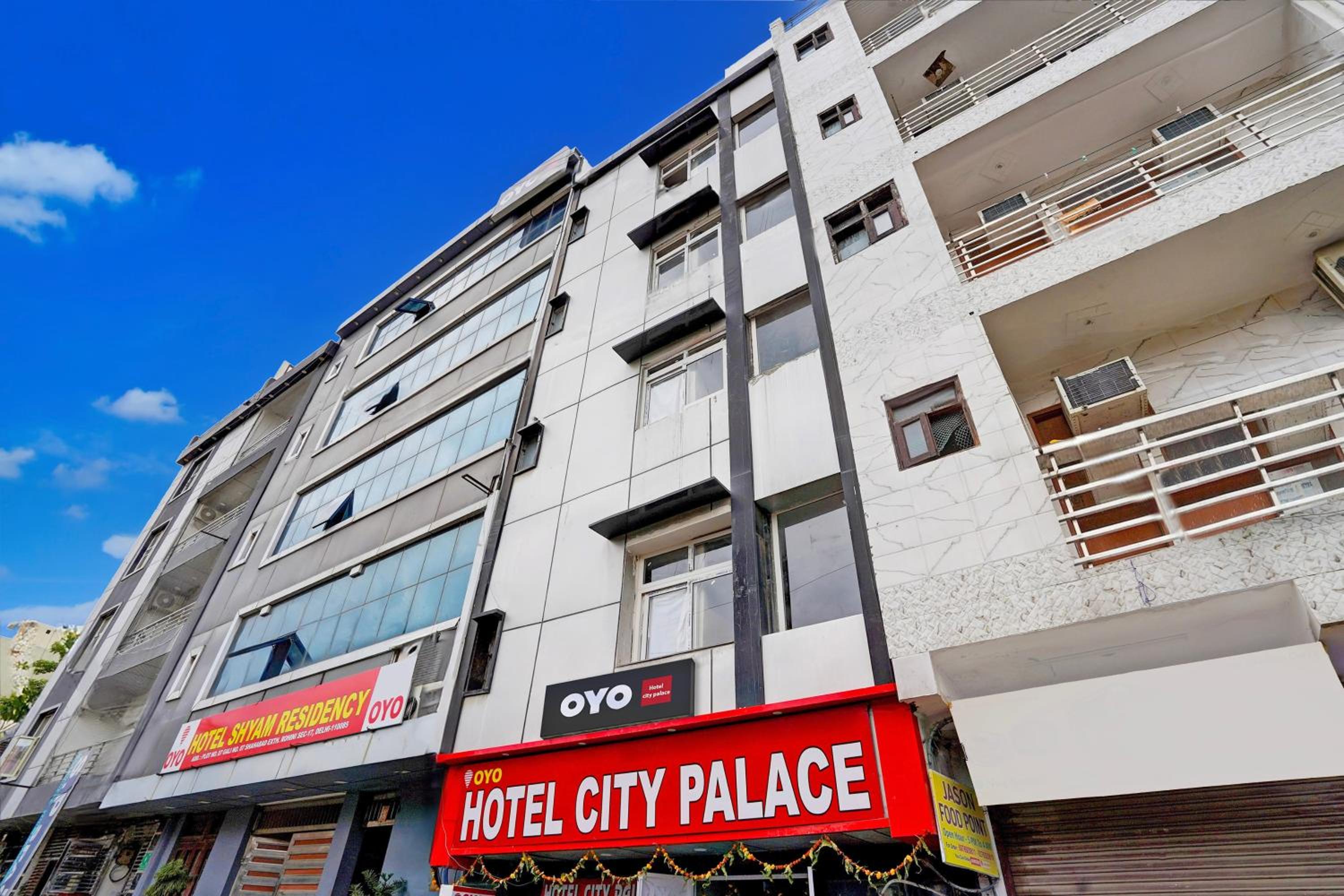Hotel O City Palace
