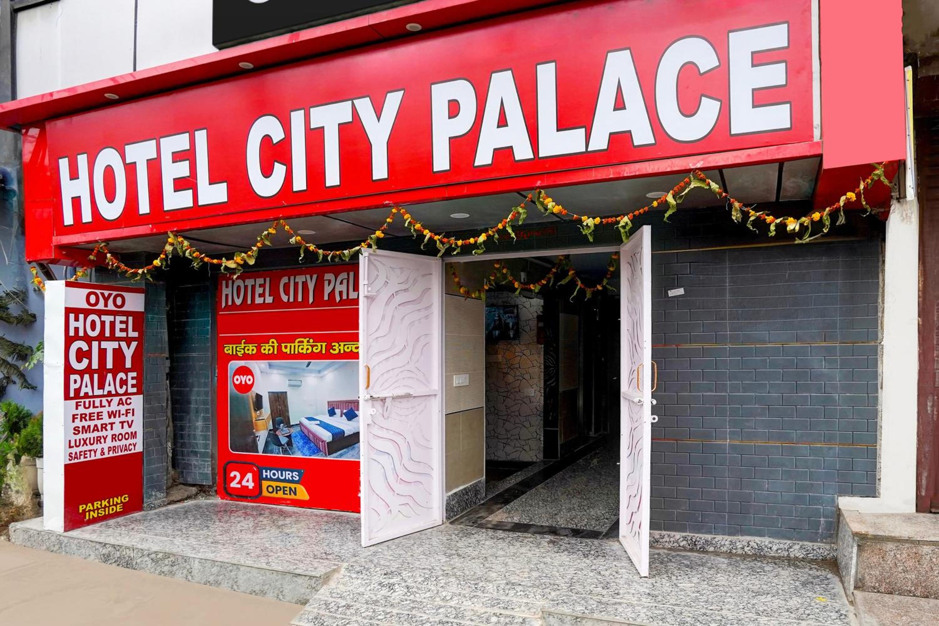 Hotel O City Palace