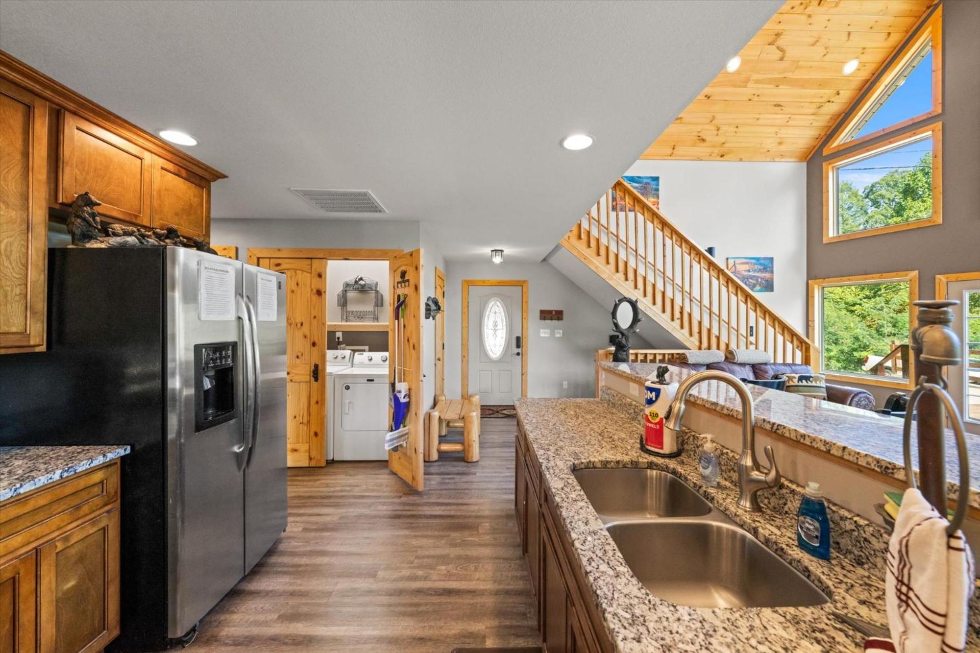 Honey Bear Lodge By Colonial Properties