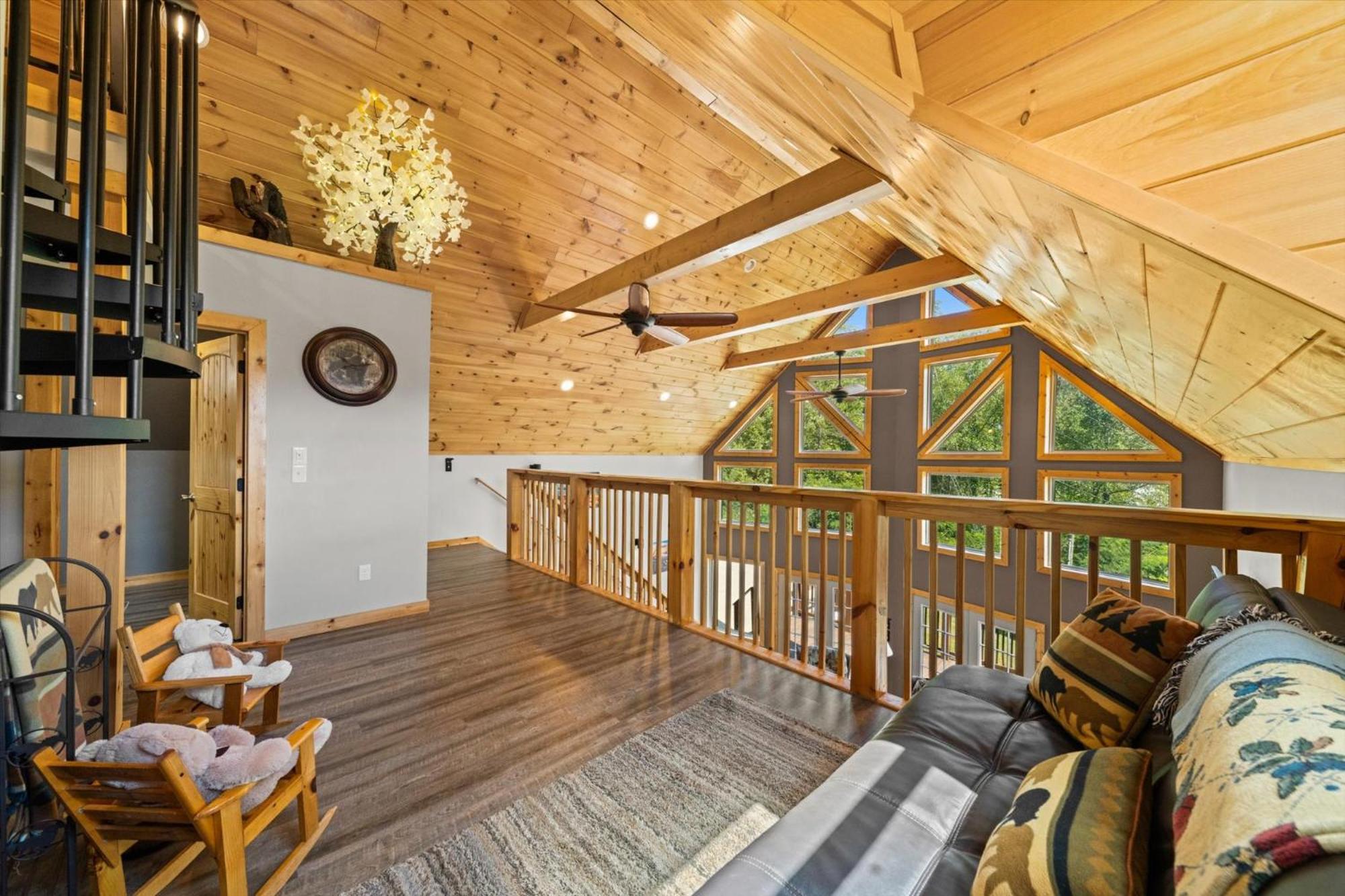 Honey Bear Lodge By Colonial Properties