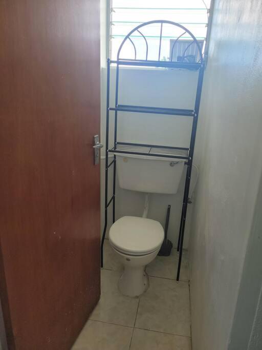 Graeme Hall Park Apartment
