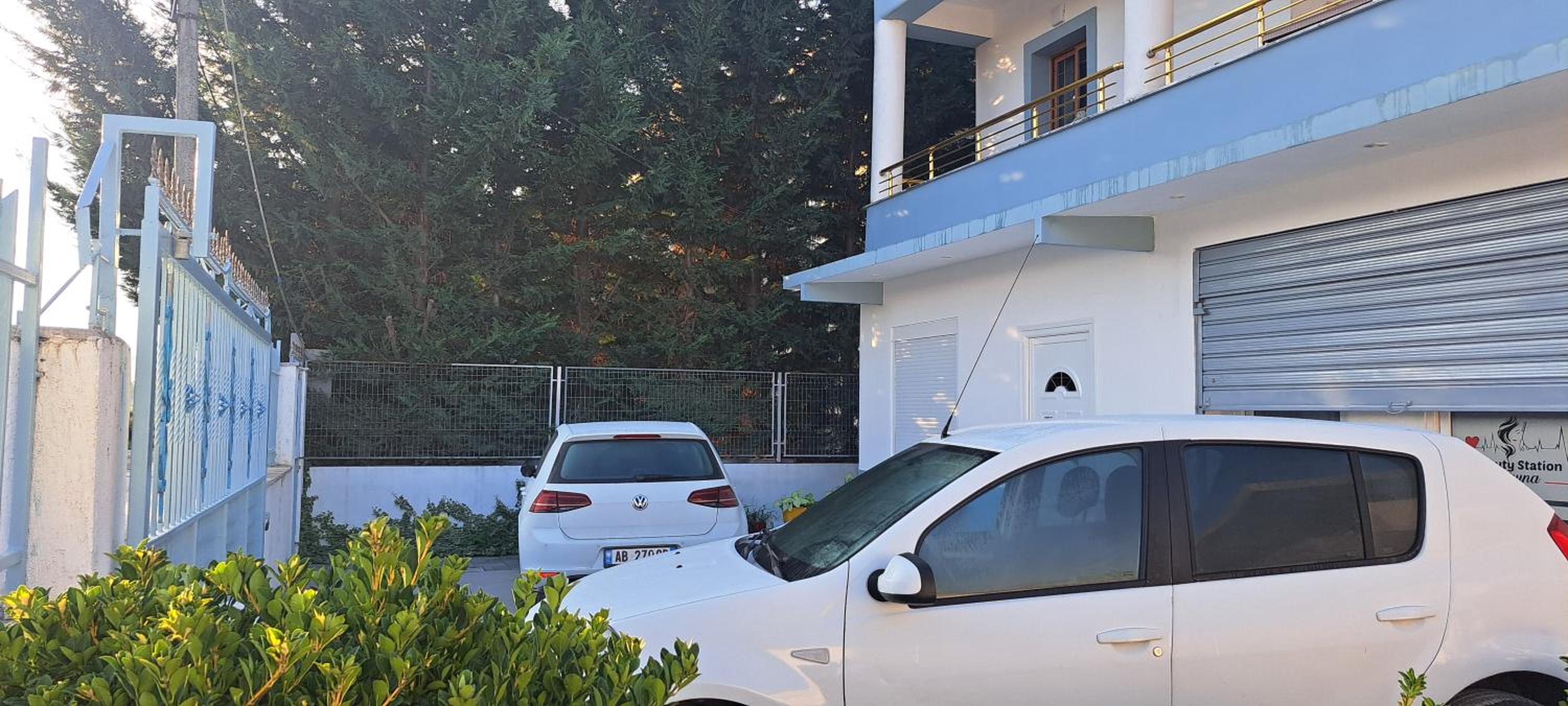 Villa LIKAJ