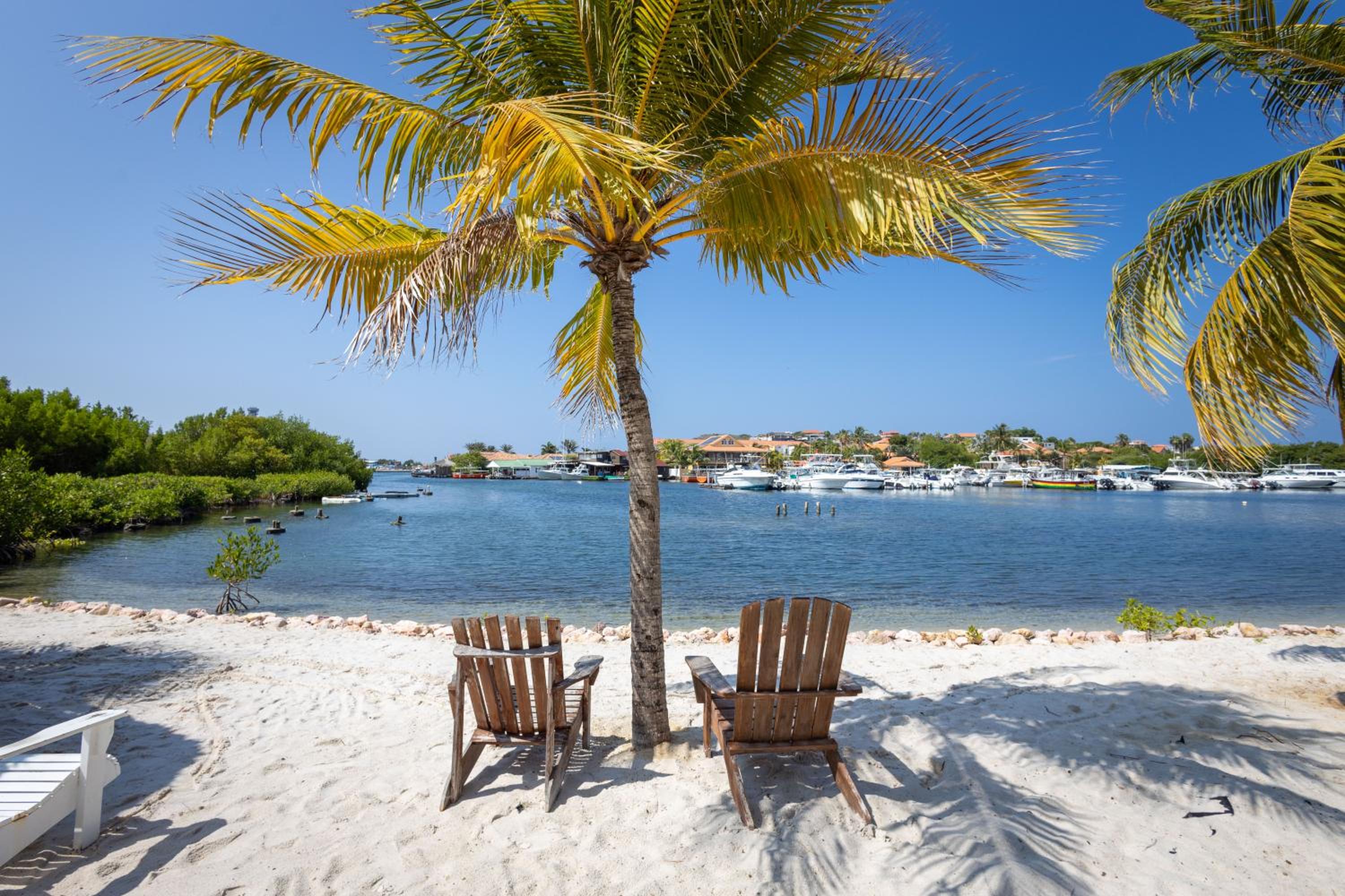 Spanish Water Apartments - La Maya Resort at Jan Thiel