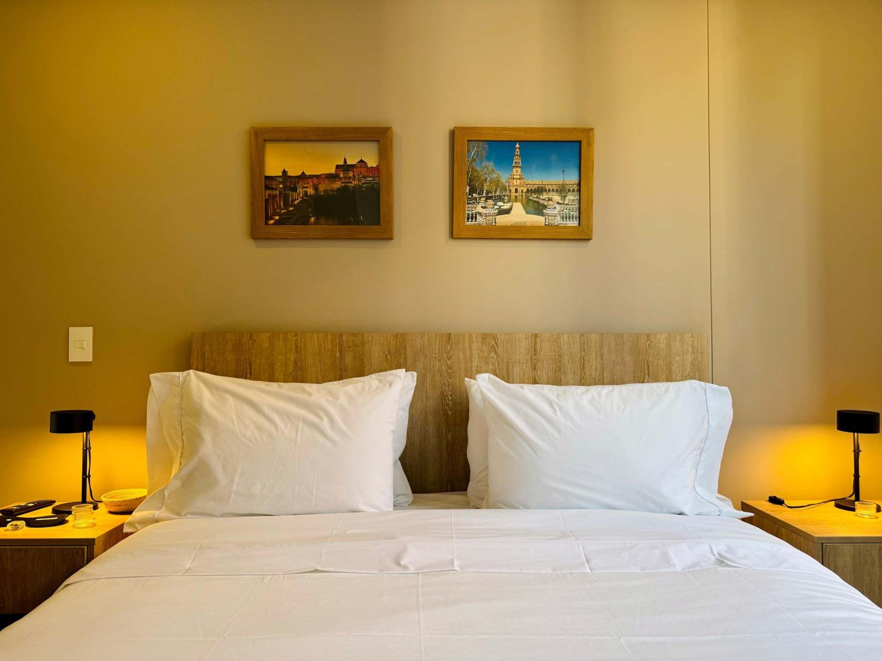 w* Prestigious 1BR w Balcony in Usaquen