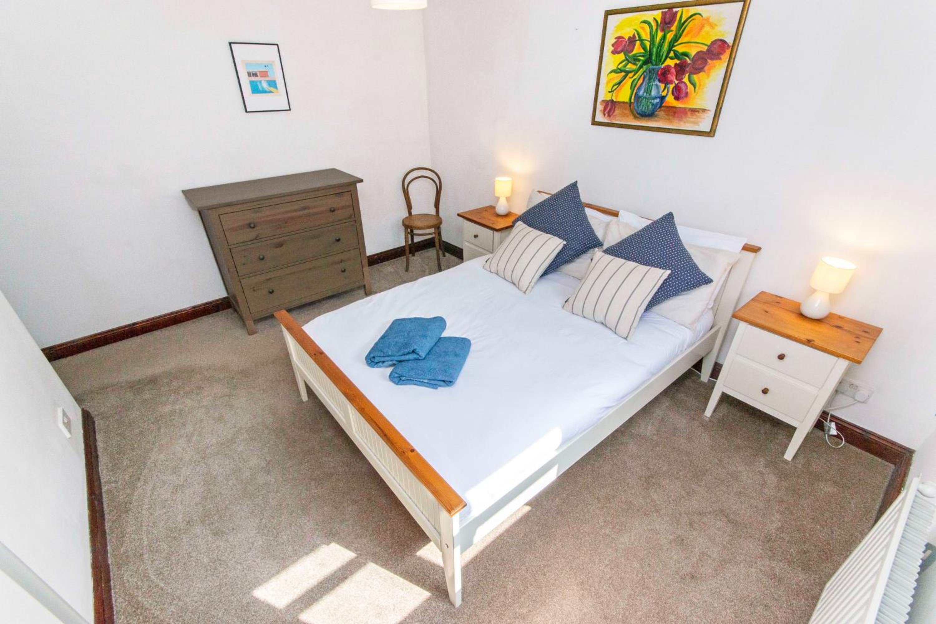 Rockham Bay View - Sleeps 6 Mortehoe view 2