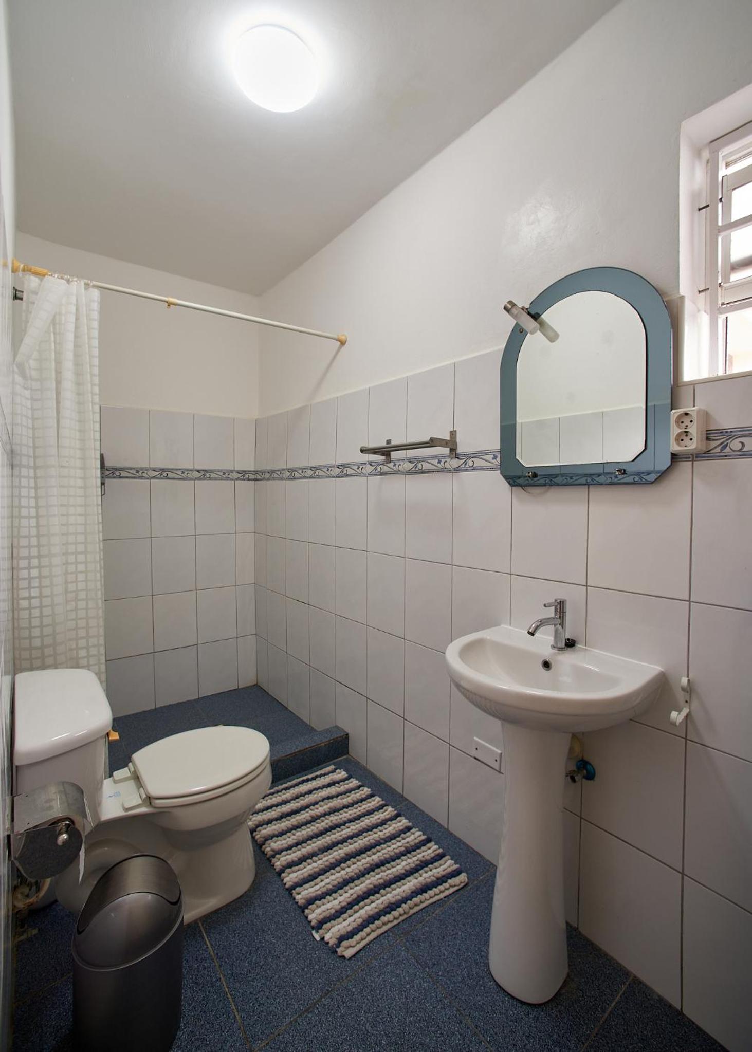 Zellacozy Apartment