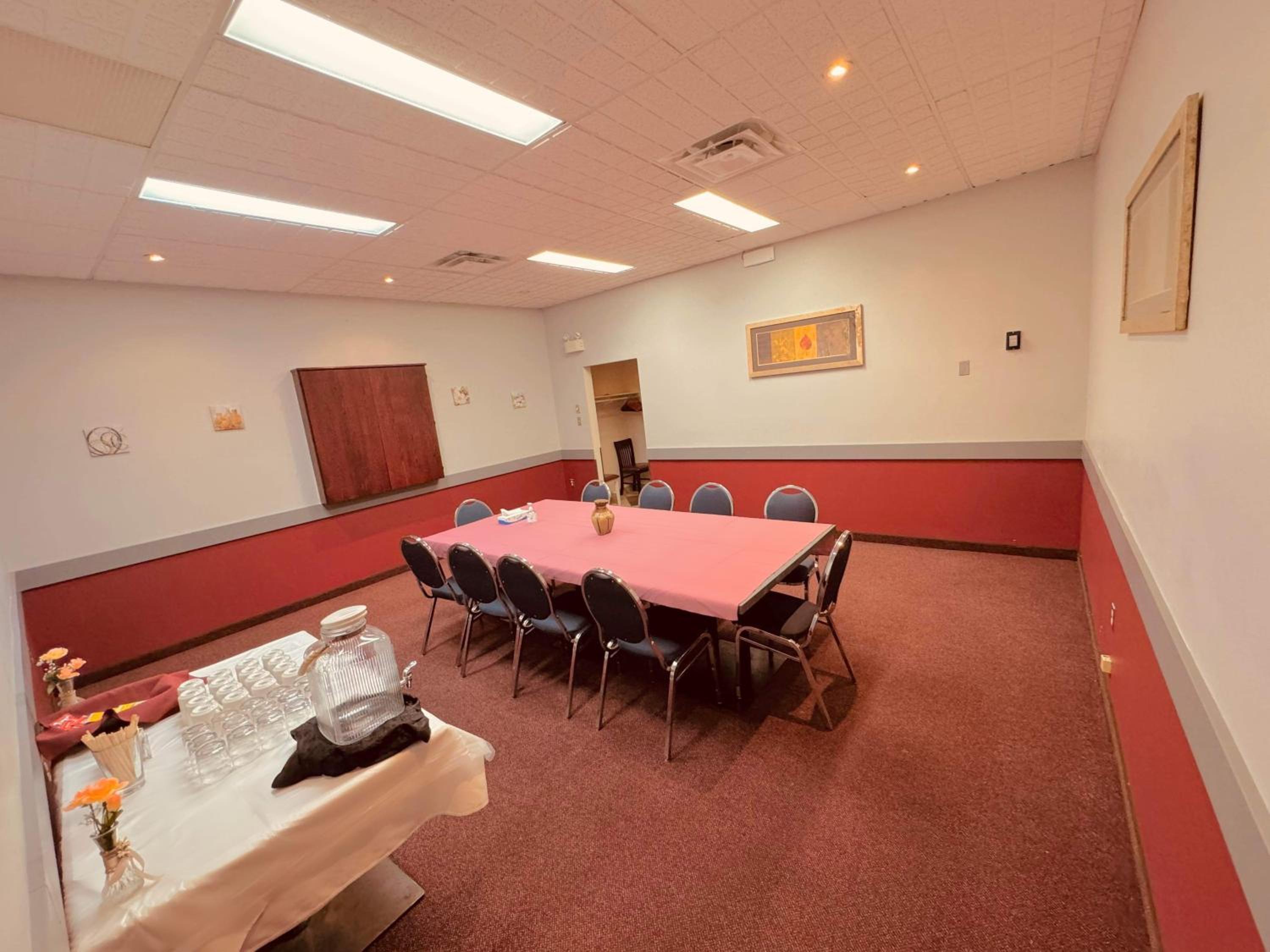 Prince Albert Vacations - Travelodge by Wyndham Prince Albert - Property Image 20