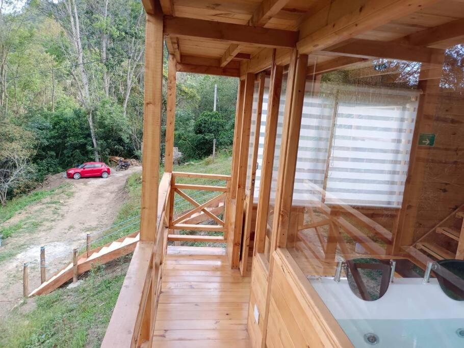 Ecocabañas B&B - Cabaña de lujo con jacuzzi privado cerca a termales