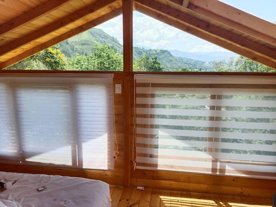 Ecocabañas B&B - Cabaña de lujo con jacuzzi privado cerca a termales