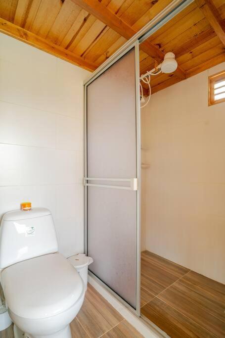 Ecocabañas B&B - Cabaña de lujo con jacuzzi privado cerca a termales