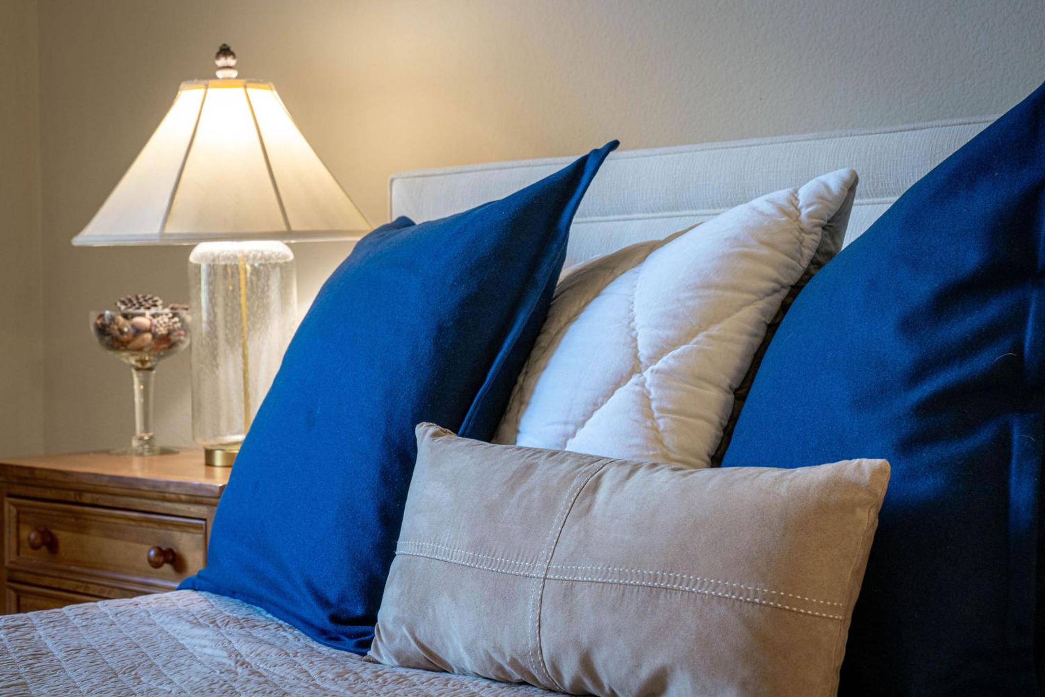 Cozy foothills home view 5