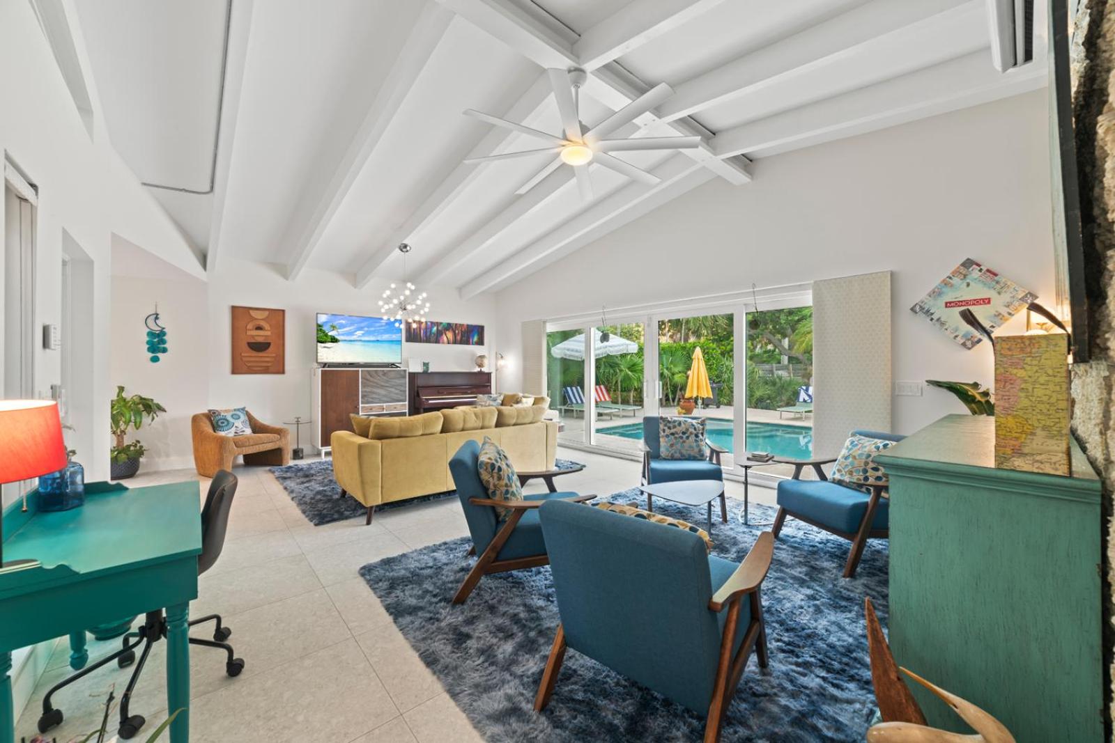 Waterfront Villa With In-Law Suite and Stunning Pool