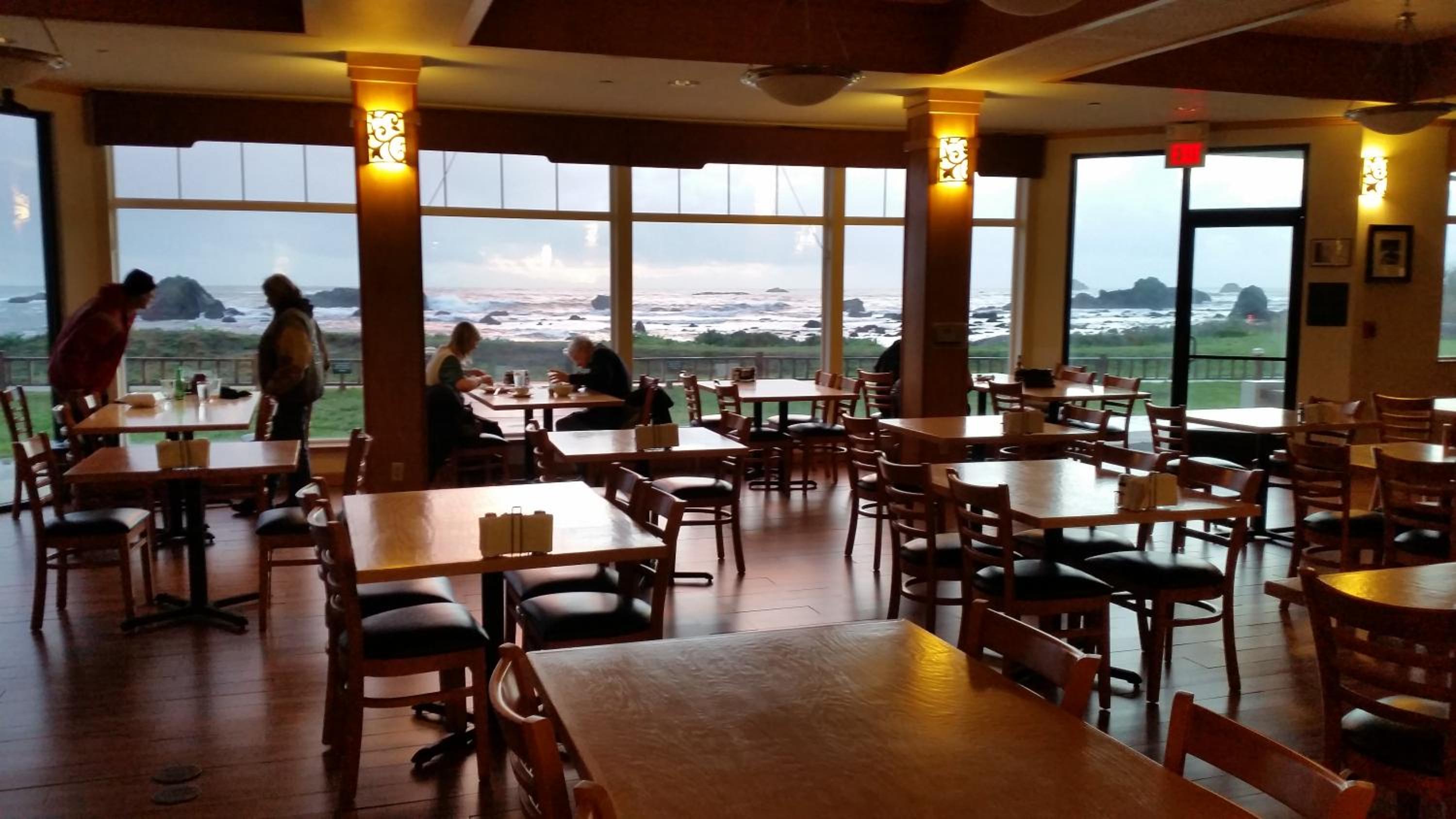 Oceanfront Lodge, photo 40