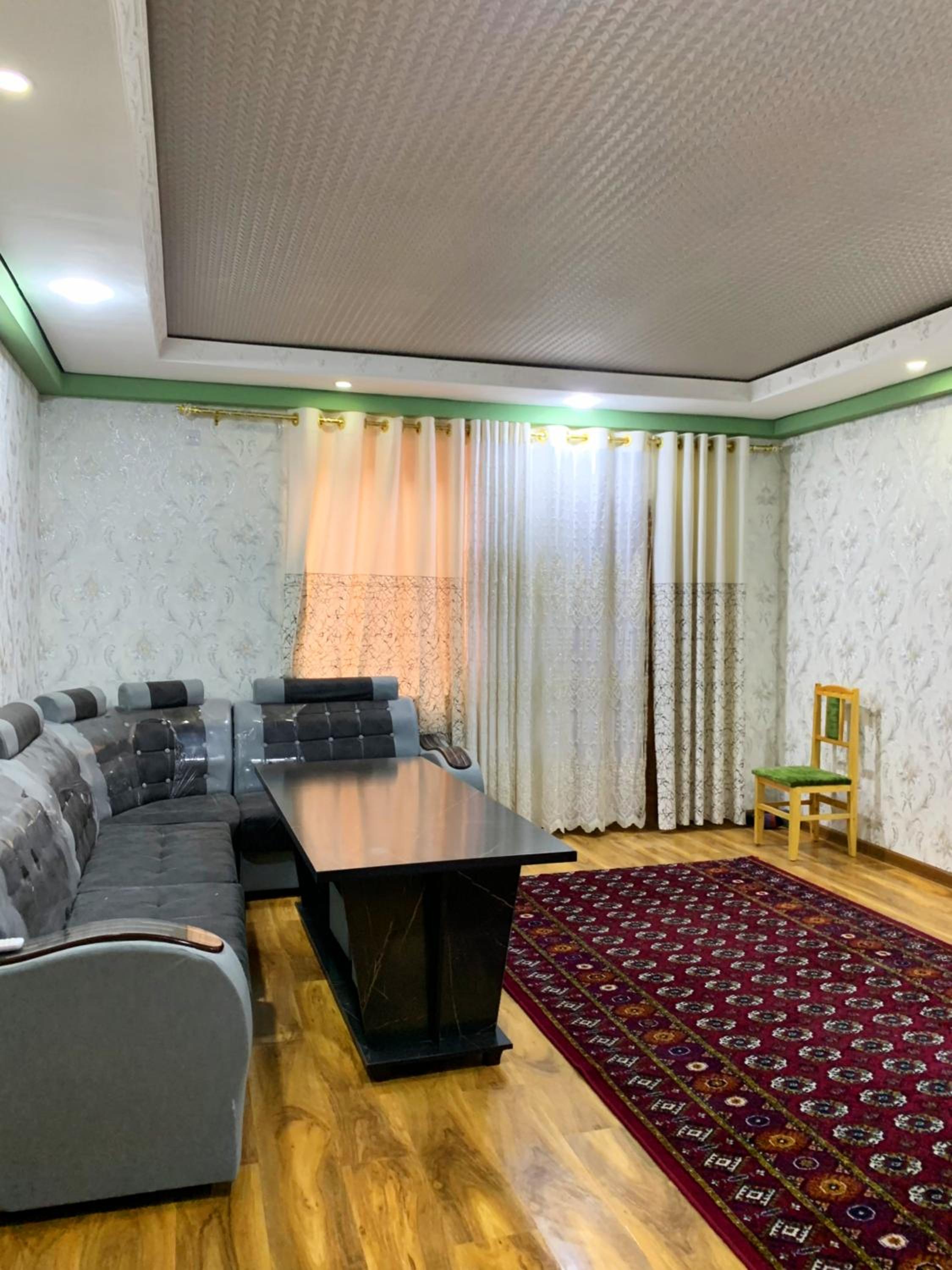 Zafarbek Grand