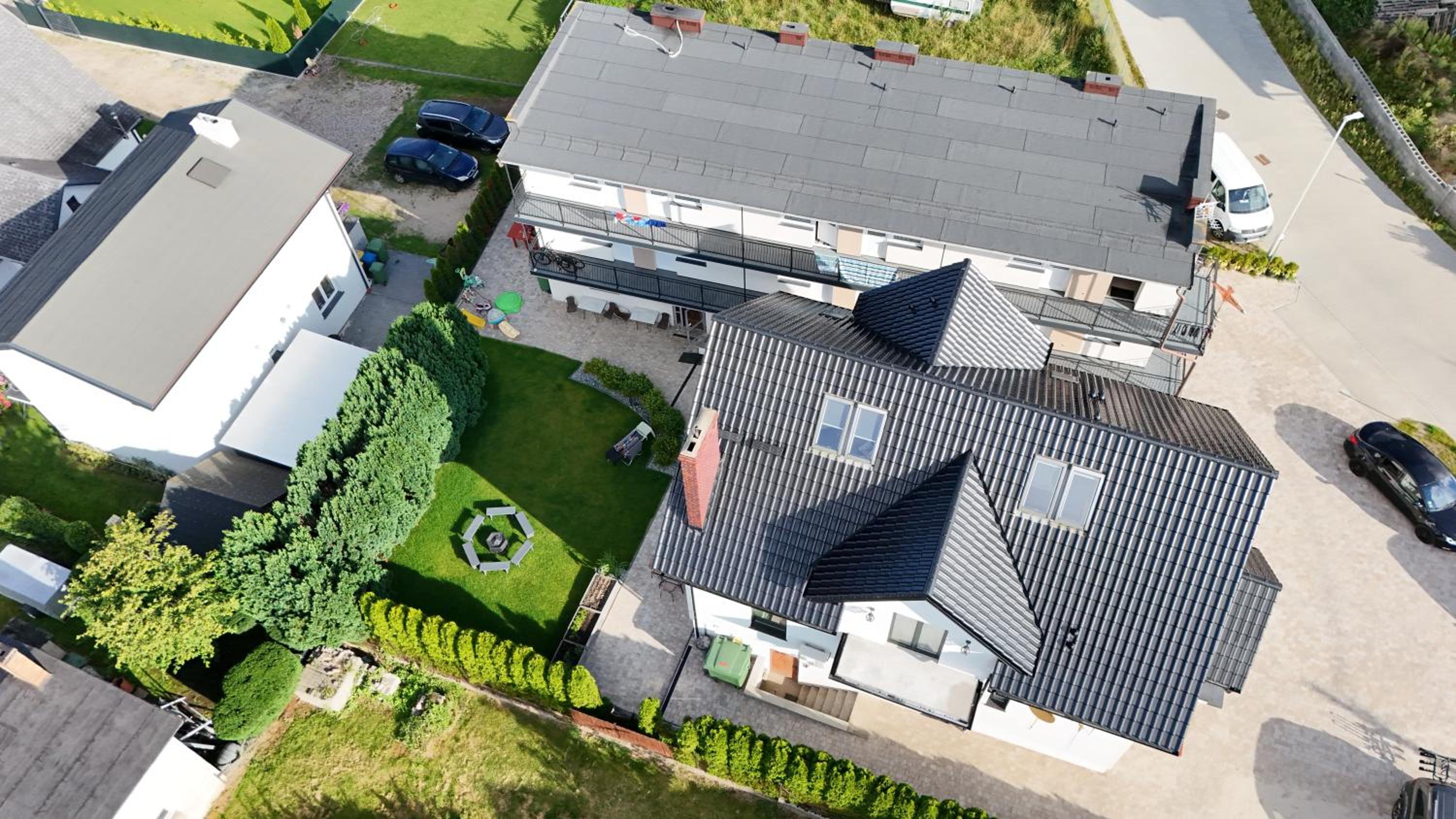 Photo 93
