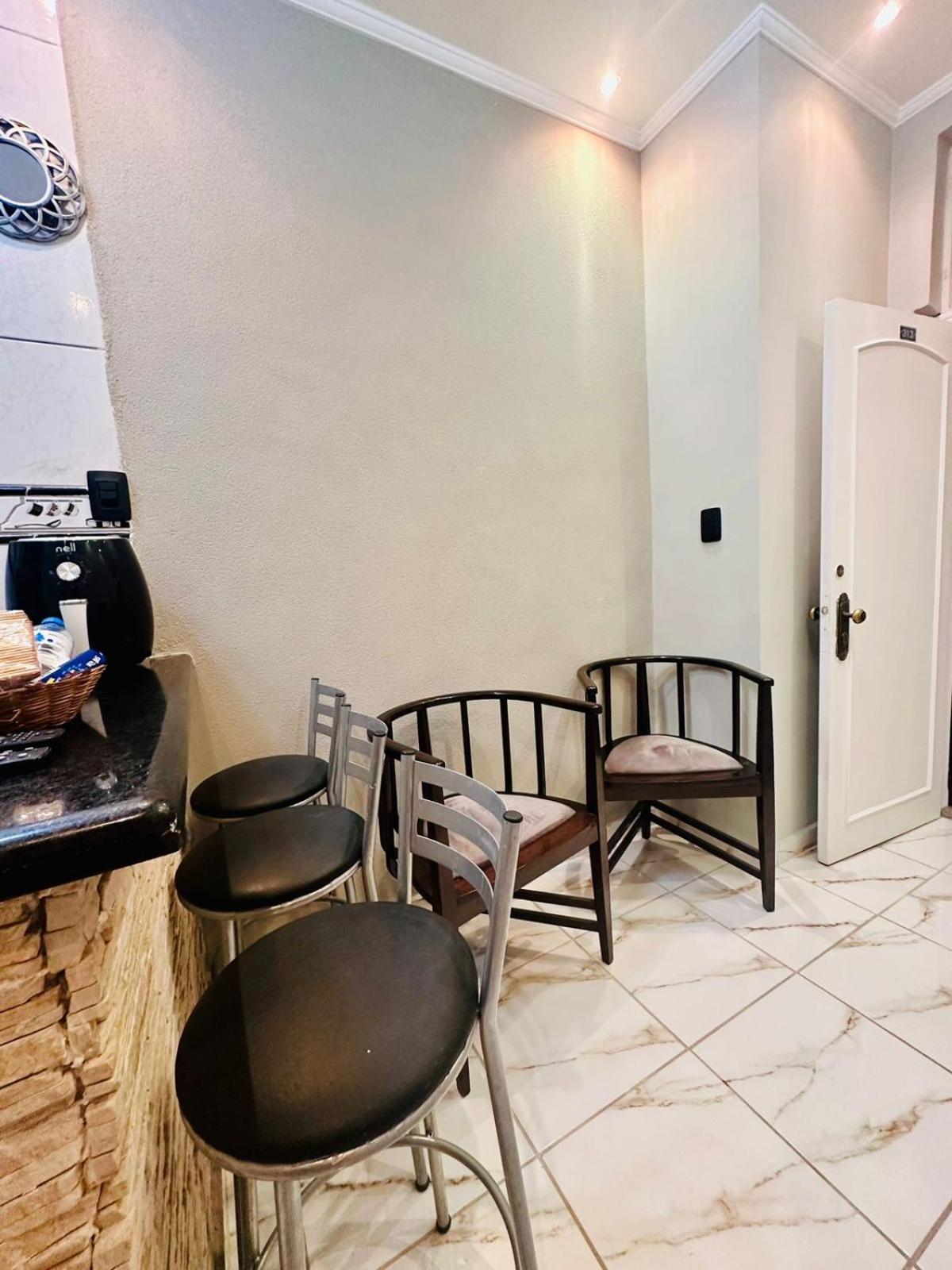 Apartamento Condomínio Quisisana Centro Poços de Caldas Lazer Completo, uma estrutura de Resort
