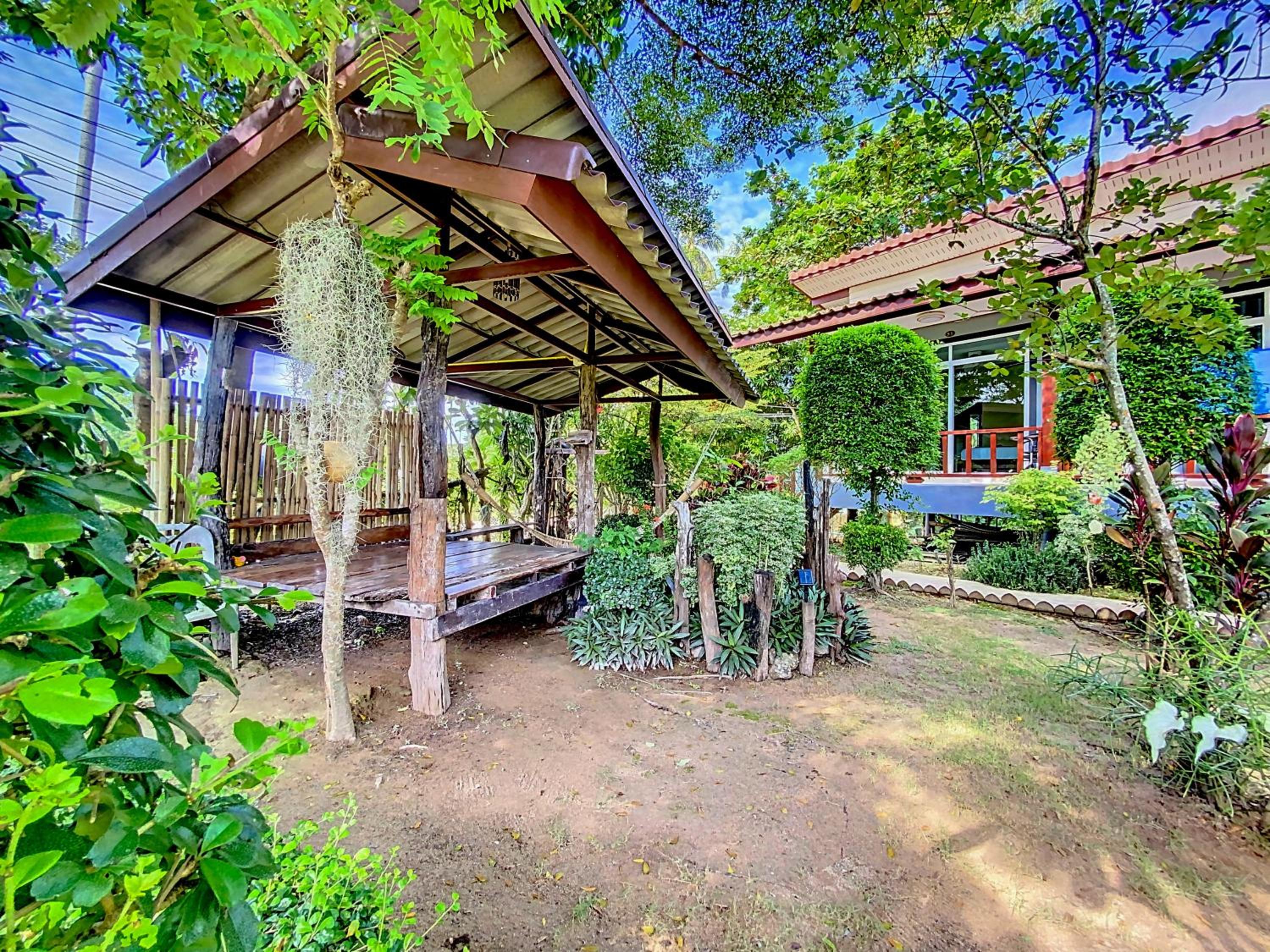 Sunanta Bungalow