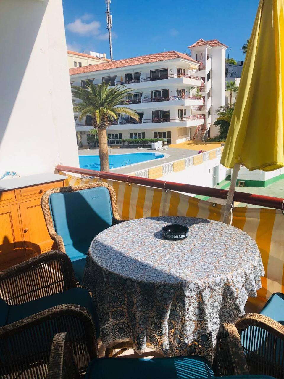 Beach Apartment with Ocean View La Arena