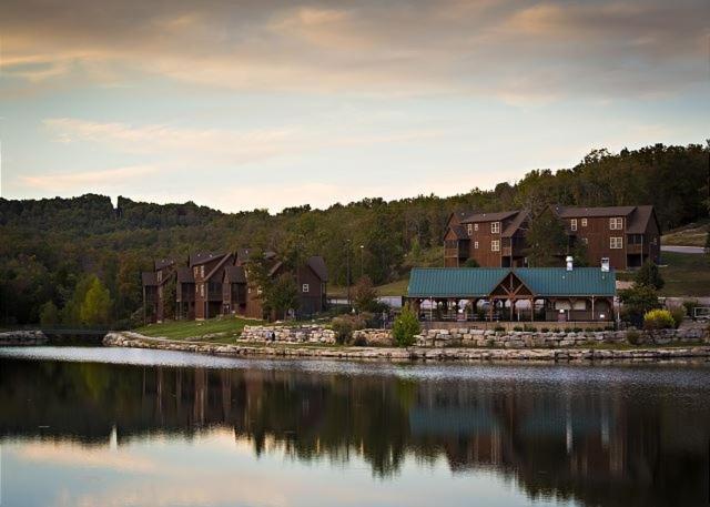 Dakota Lodge Home