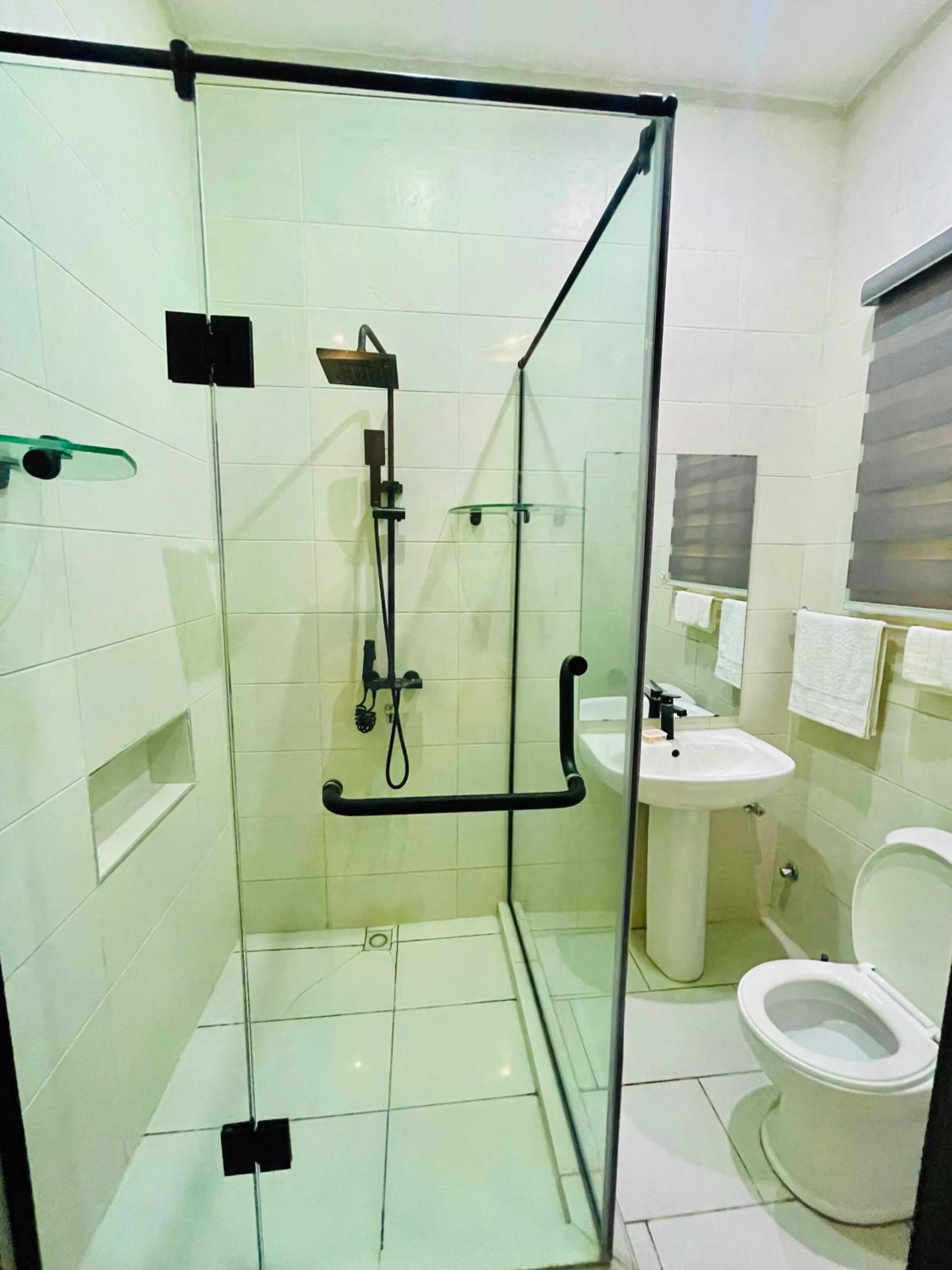 Kentia Apartment