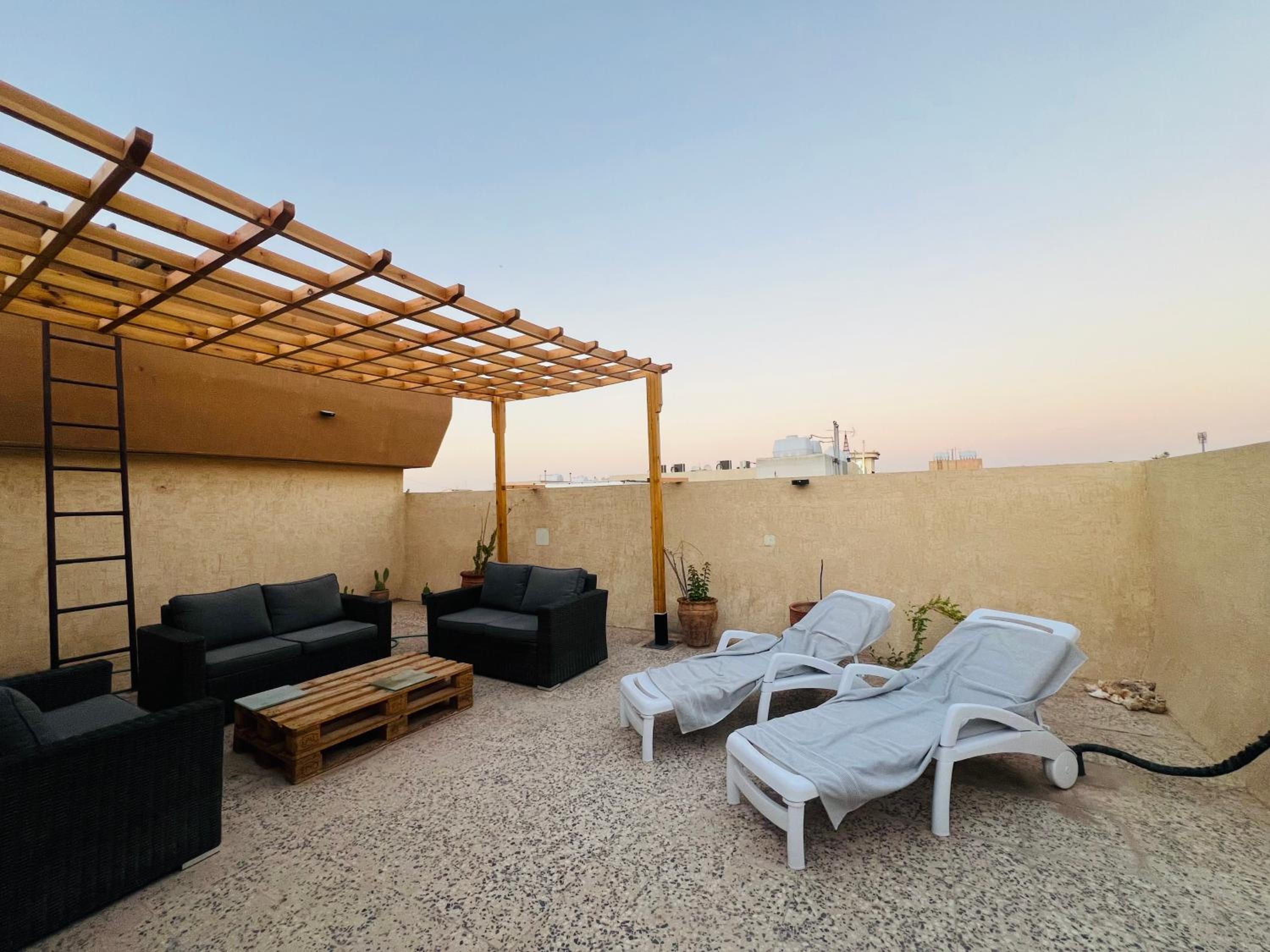Al Khaldiyyah Nights One Studio