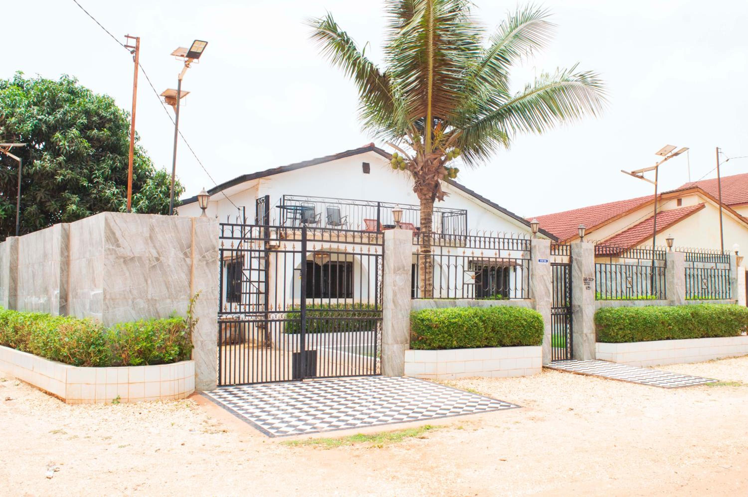 House of Ivy view 2