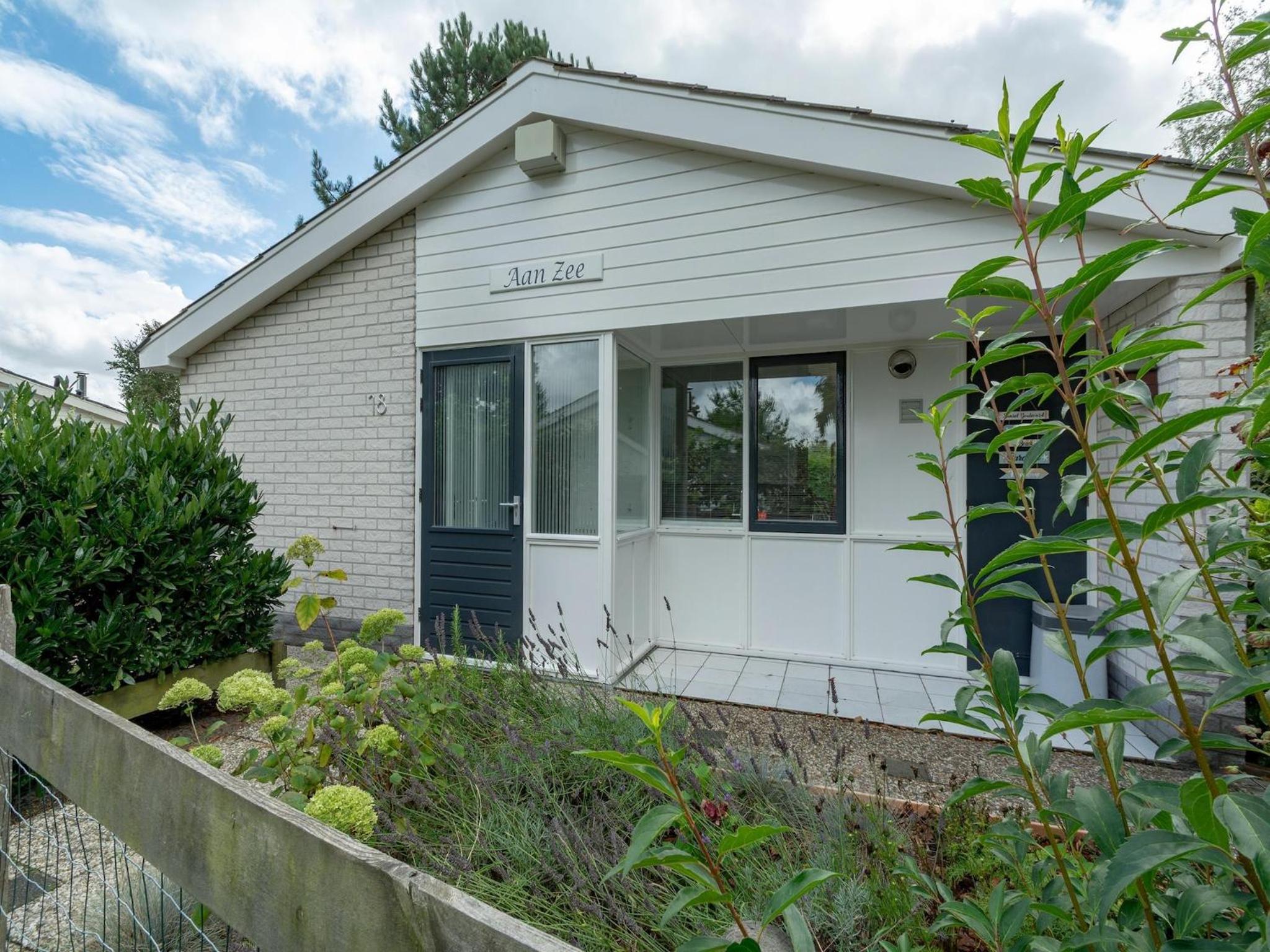 Family Home by the Dunes view 3