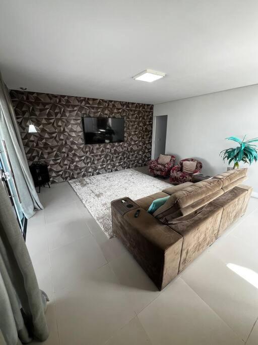 Casa Alto Padrão com Piscina