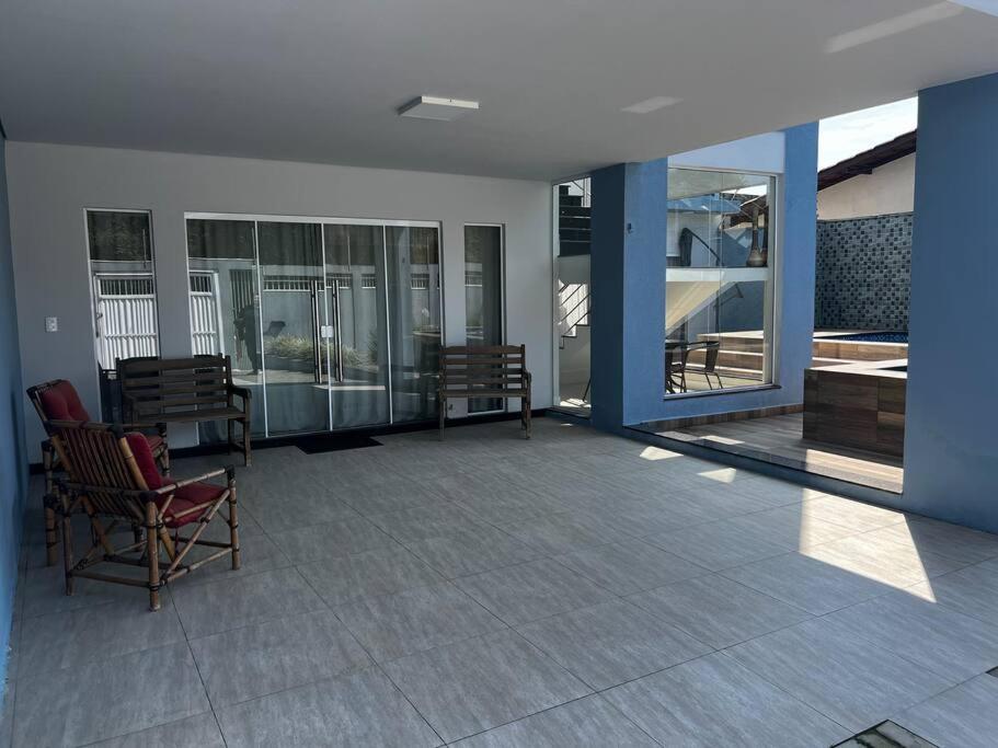 Casa Alto Padrão com Piscina