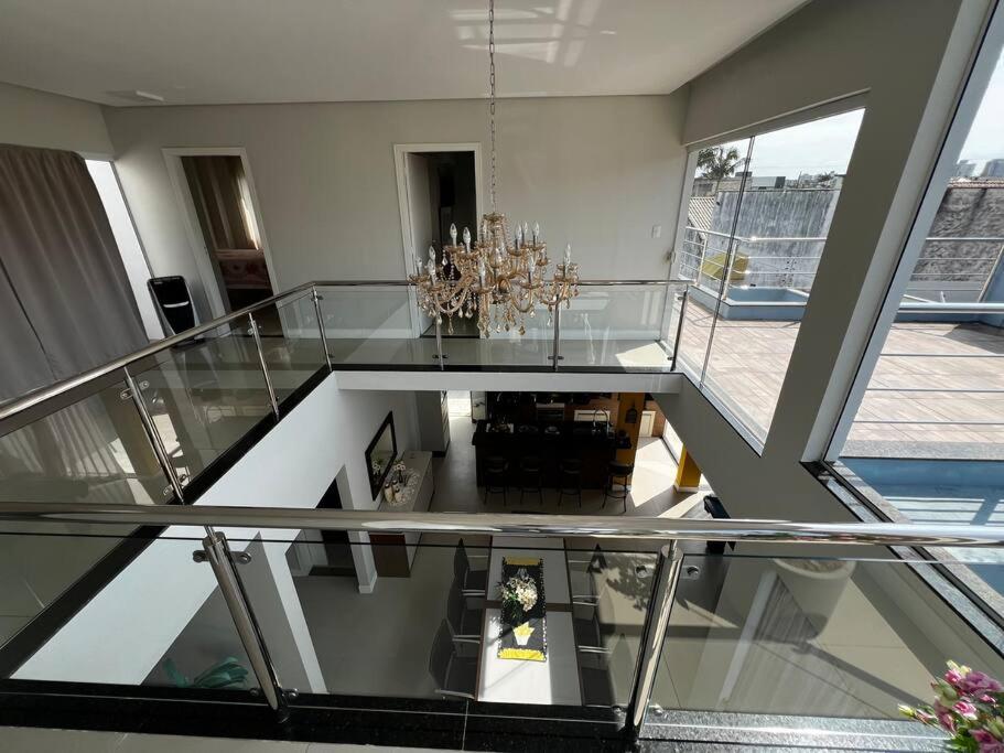 Casa Alto Padrão com Piscina