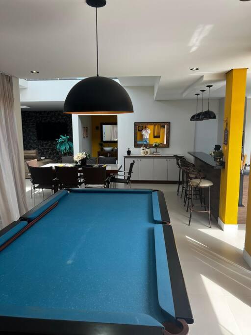Casa Alto Padrão com Piscina
