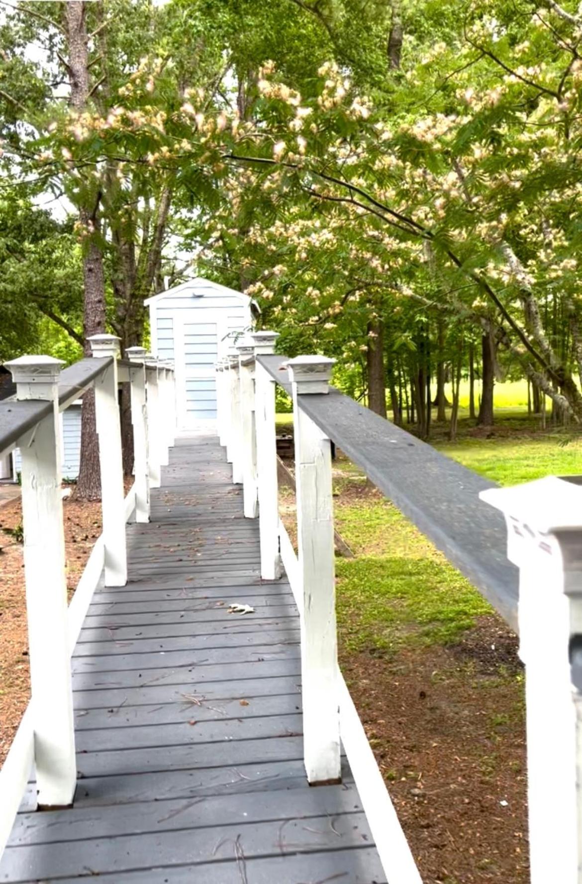 Three Story Tree House Close to Beach view 4