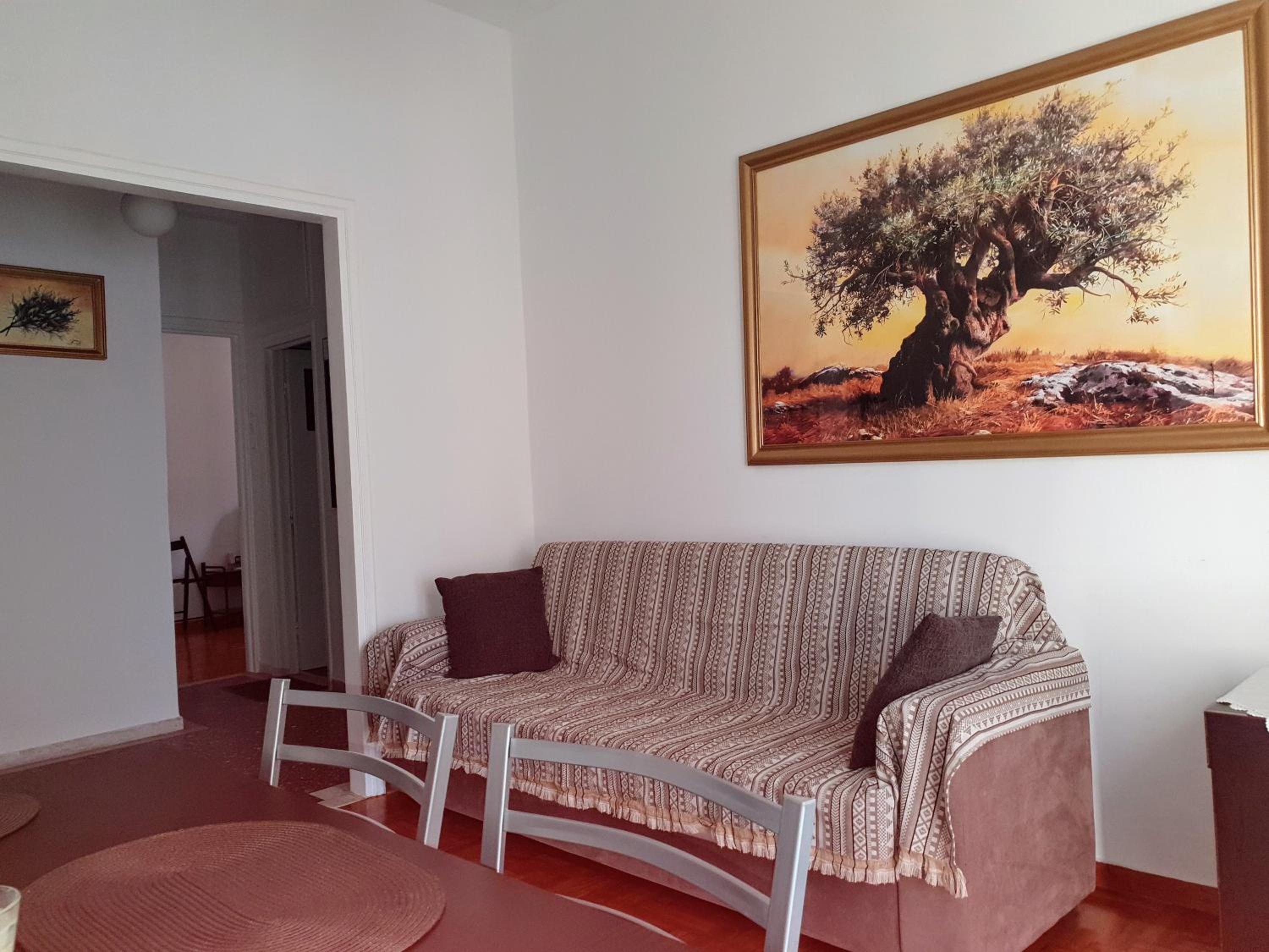 Success's Apartment