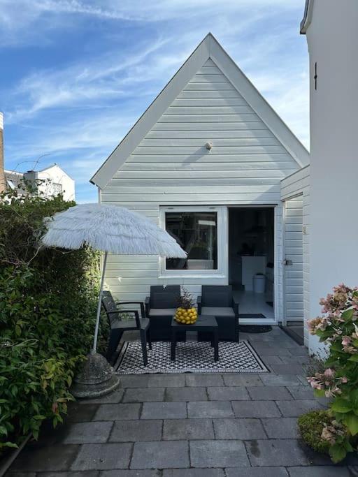 Garden house, Free parking