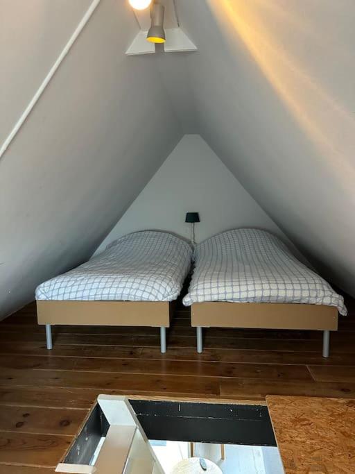 Garden house, Free parking