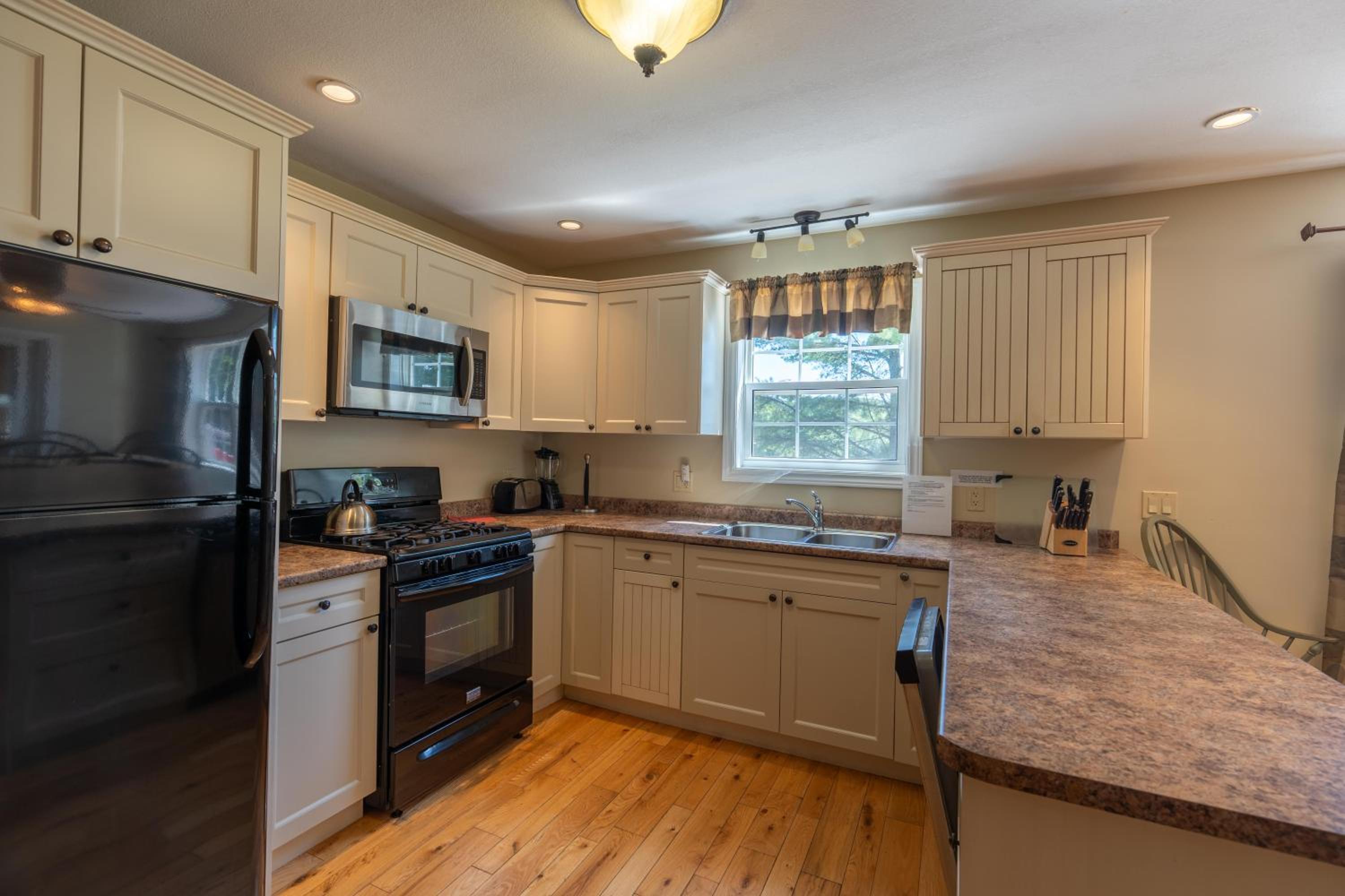 Huntsville Vacations - Blue Water Acres - Property Image 16