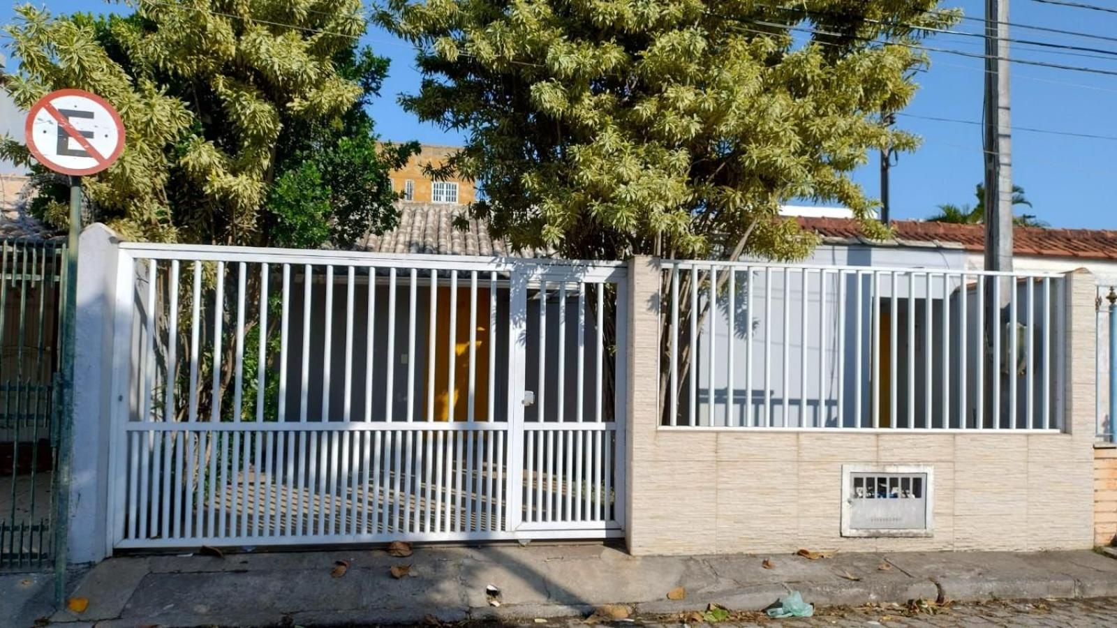 Casa praiana em excelente localização | ROPL12