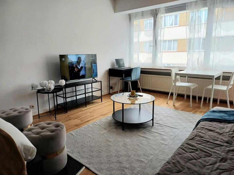 Prime Nest Cozy Studio EU Quarter