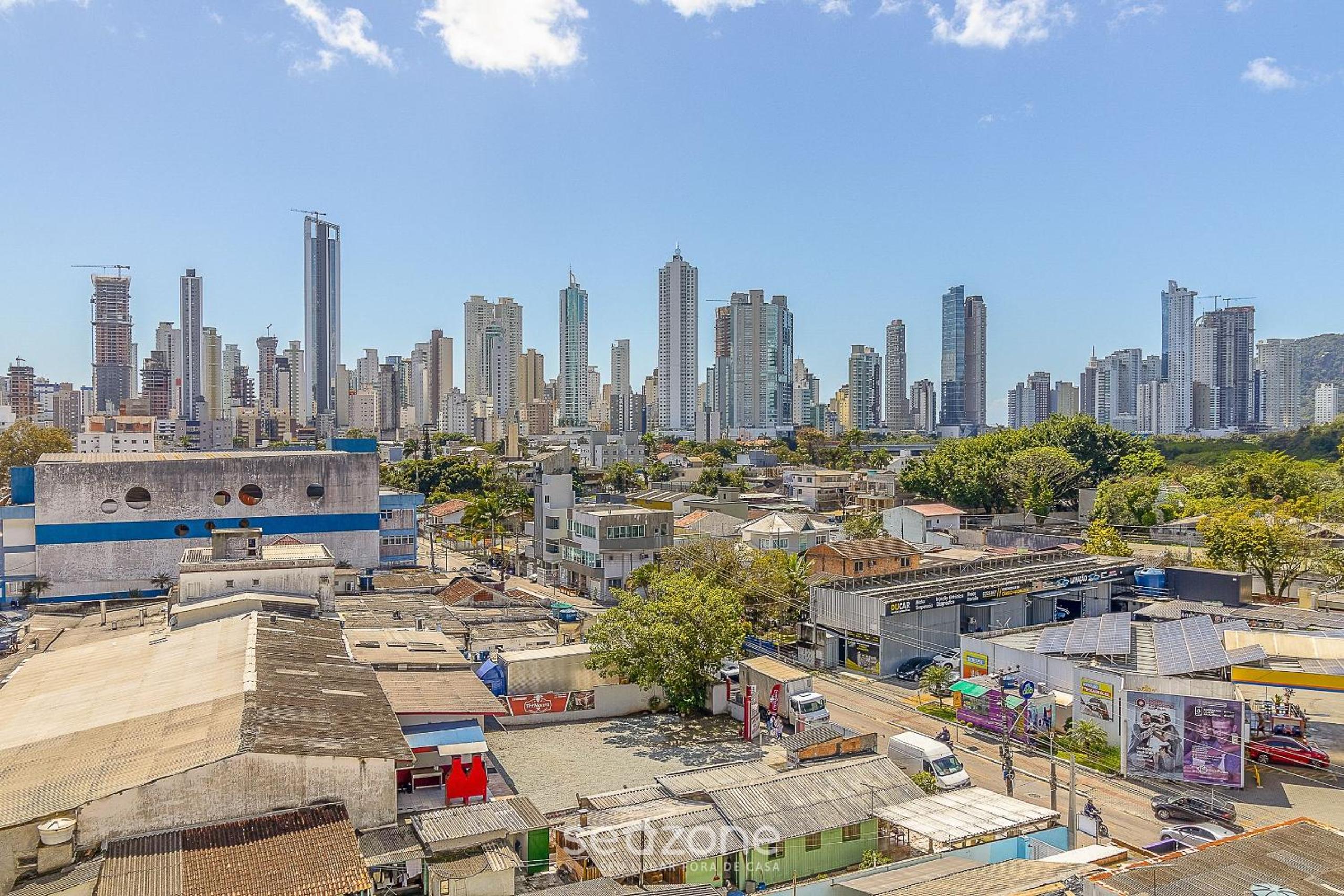 Apto com churrasqueira e Vista Lago STL0604
